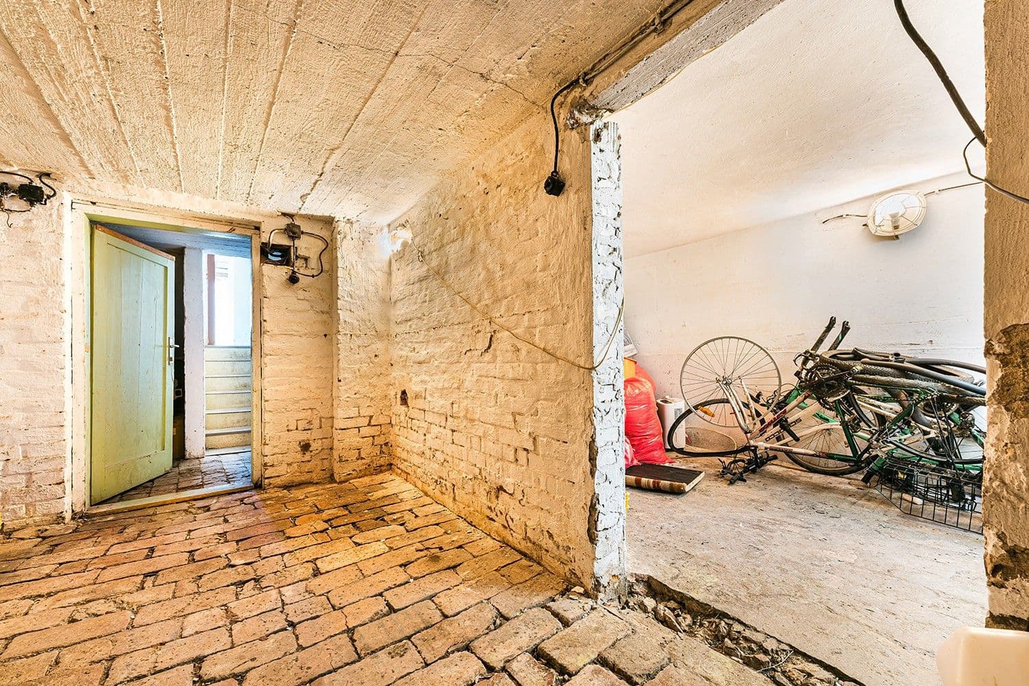 Prodej bytu 2+1 61 m², Bratislavská, Břeclav, Jihomoravský kraj Prodej bytu 2+1 61 m², Bratislavská, Břeclav, Jihomoravský kraj