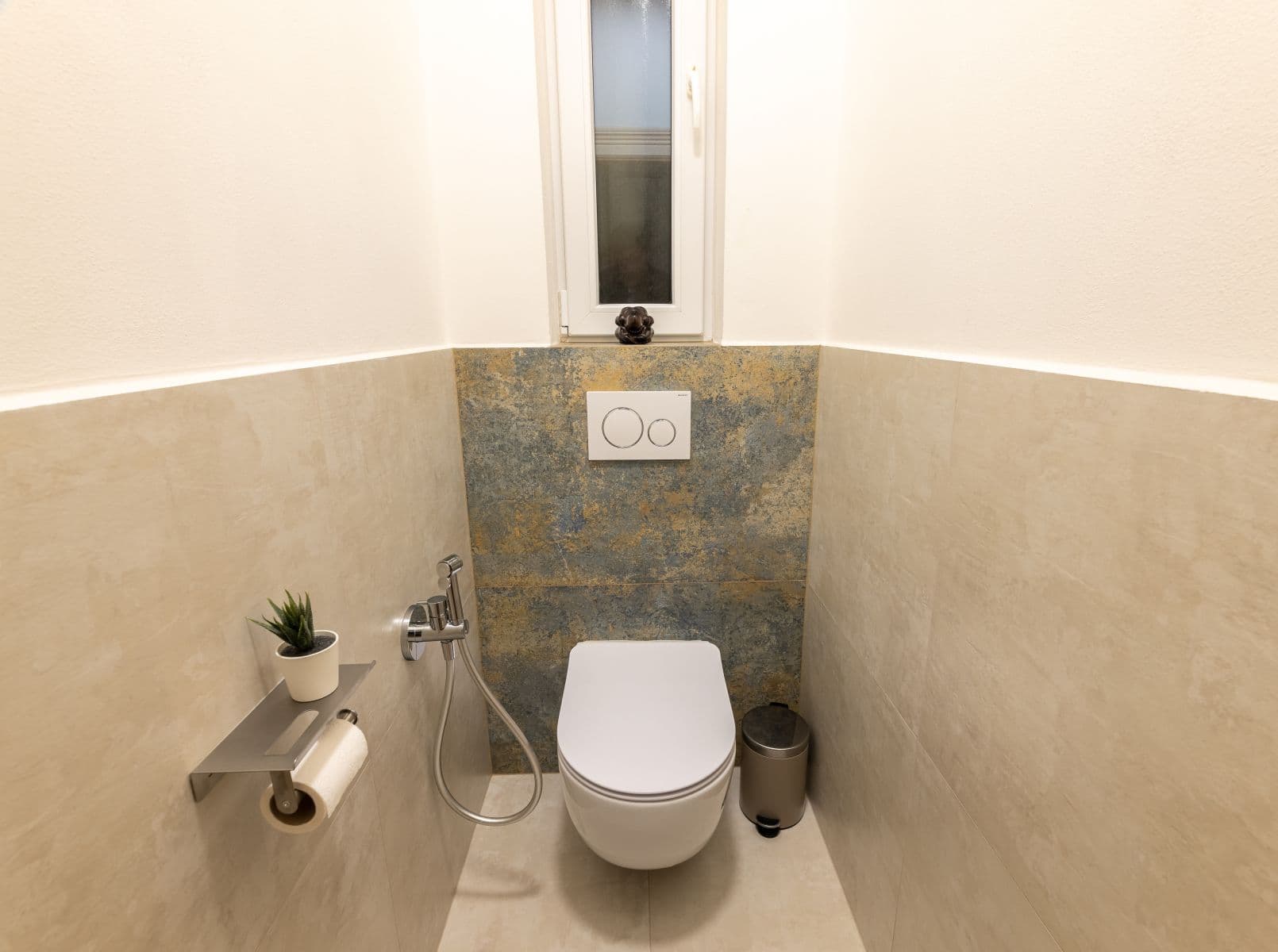 Pronájem bytu 160 m², Ruská, Praha, Praha Pronájem bytu 160 m², Ruská, Praha, Praha