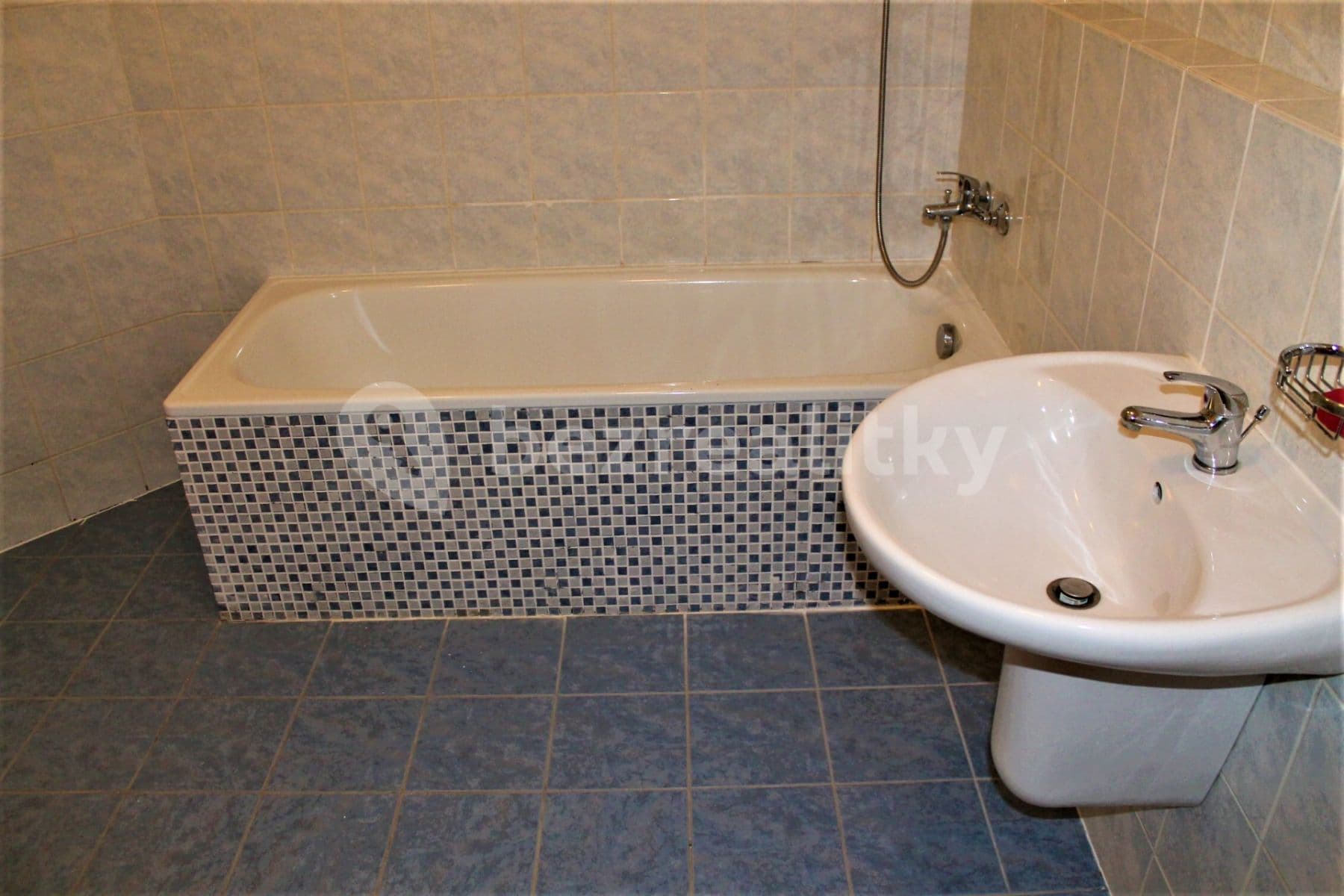 Pronájem bytu 2+kk 81 m², Na Harfě, Praha, Praha Pronájem bytu 2+kk 81 m², Na Harfě, Praha, Praha