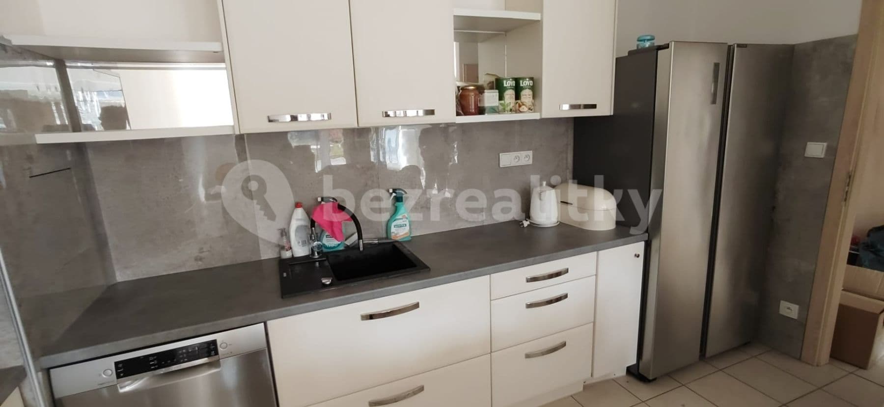 Pronájem bytu 2+kk 81 m², Na Harfě, Praha, Praha Pronájem bytu 2+kk 81 m², Na Harfě, Praha, Praha