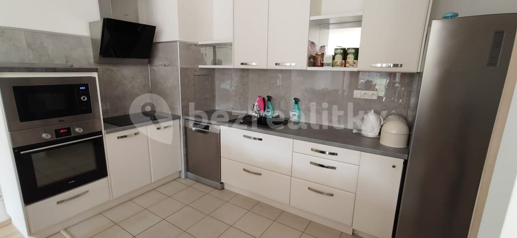 Pronájem bytu 2+kk 81 m², Na Harfě, Praha, Praha Pronájem bytu 2+kk 81 m², Na Harfě, Praha, Praha