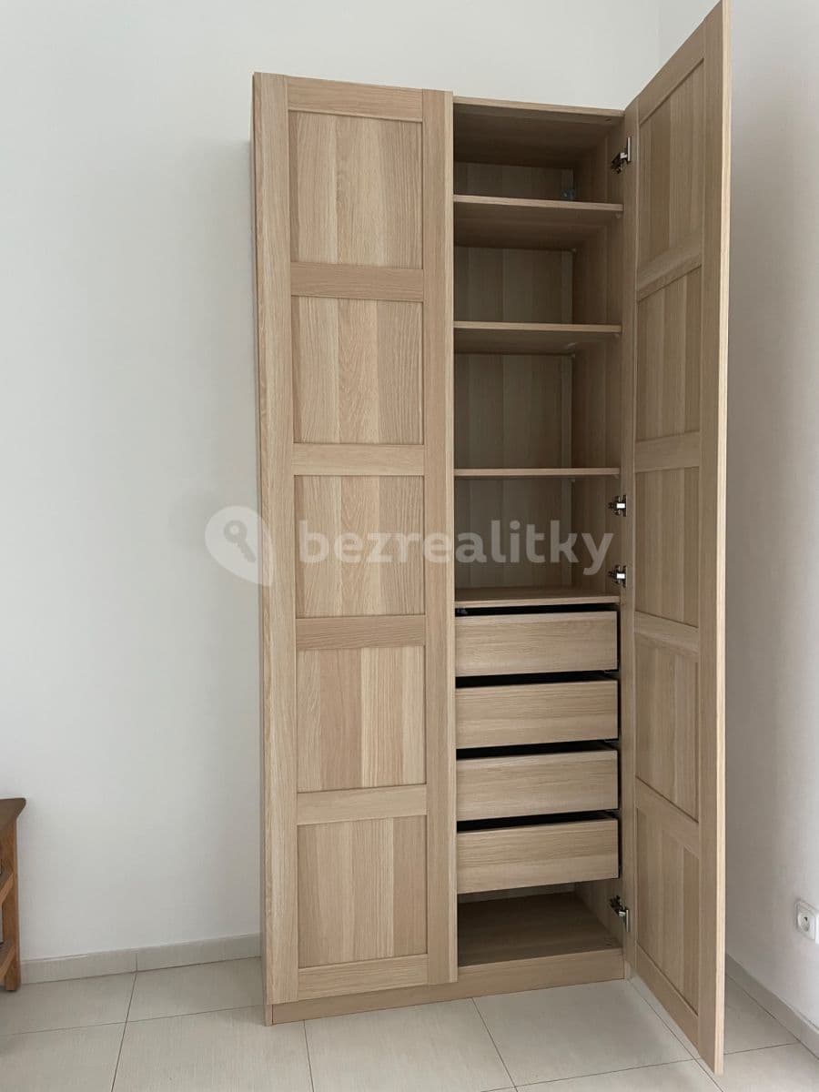 Pronájem bytu 1+kk 36 m², Milady Horákové, Praha, Praha Pronájem bytu 1+kk 36 m², Milady Horákové, Praha, Praha