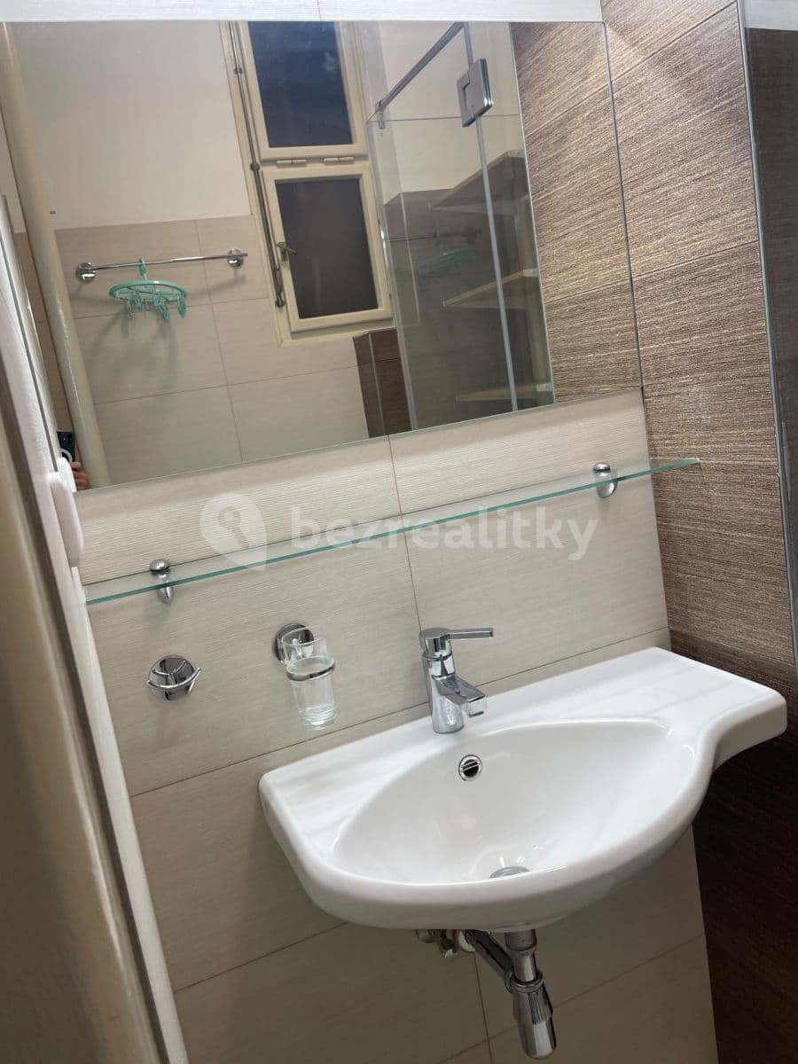 Pronájem bytu 1+kk 36 m², Milady Horákové, Praha, Praha Pronájem bytu 1+kk 36 m², Milady Horákové, Praha, Praha