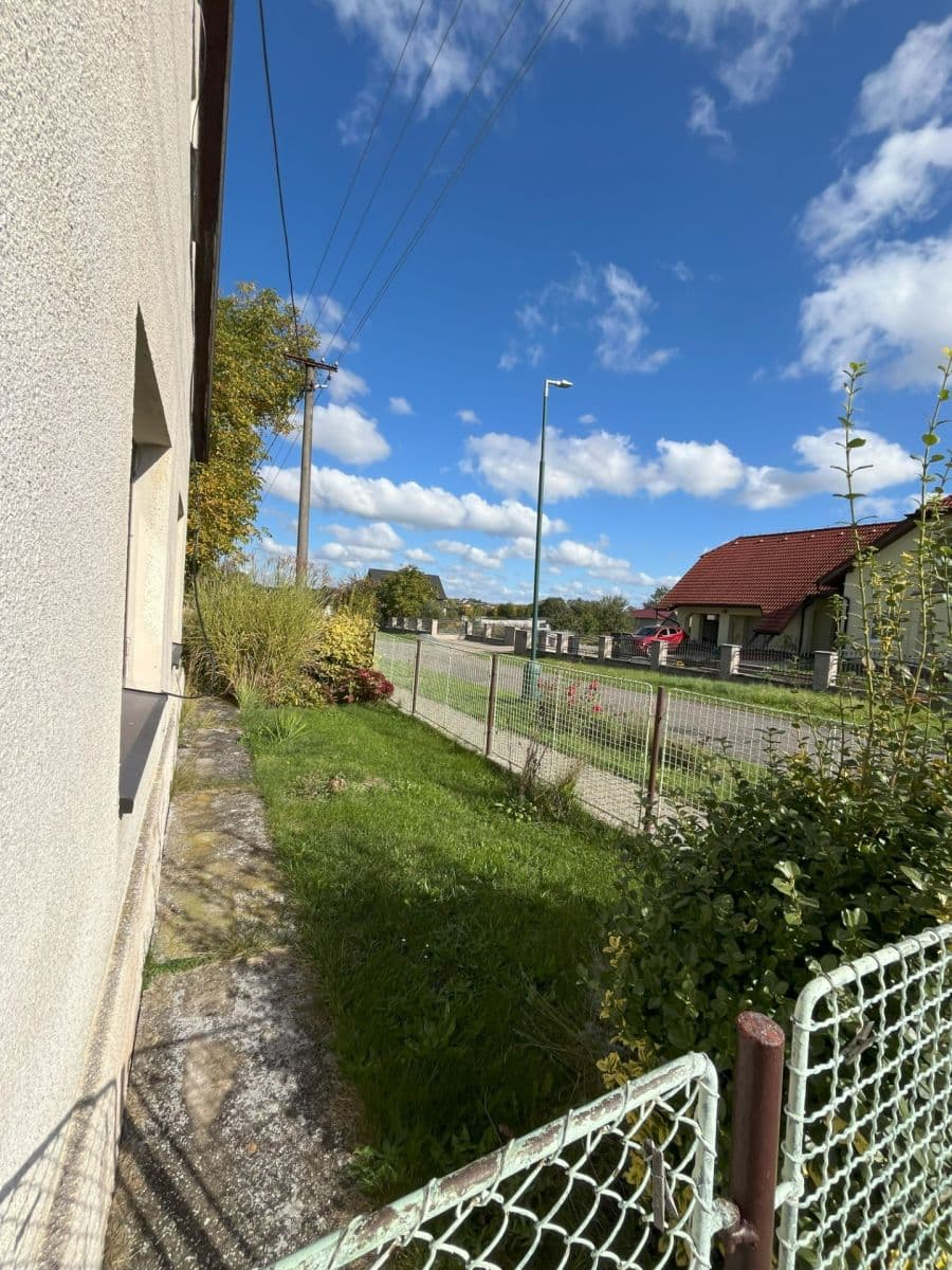 Prodej domu 154 m², pozemek 820 m², Brloh, Pardubický kraj Prodej domu 154 m², pozemek 820 m², Brloh, Pardubický kraj