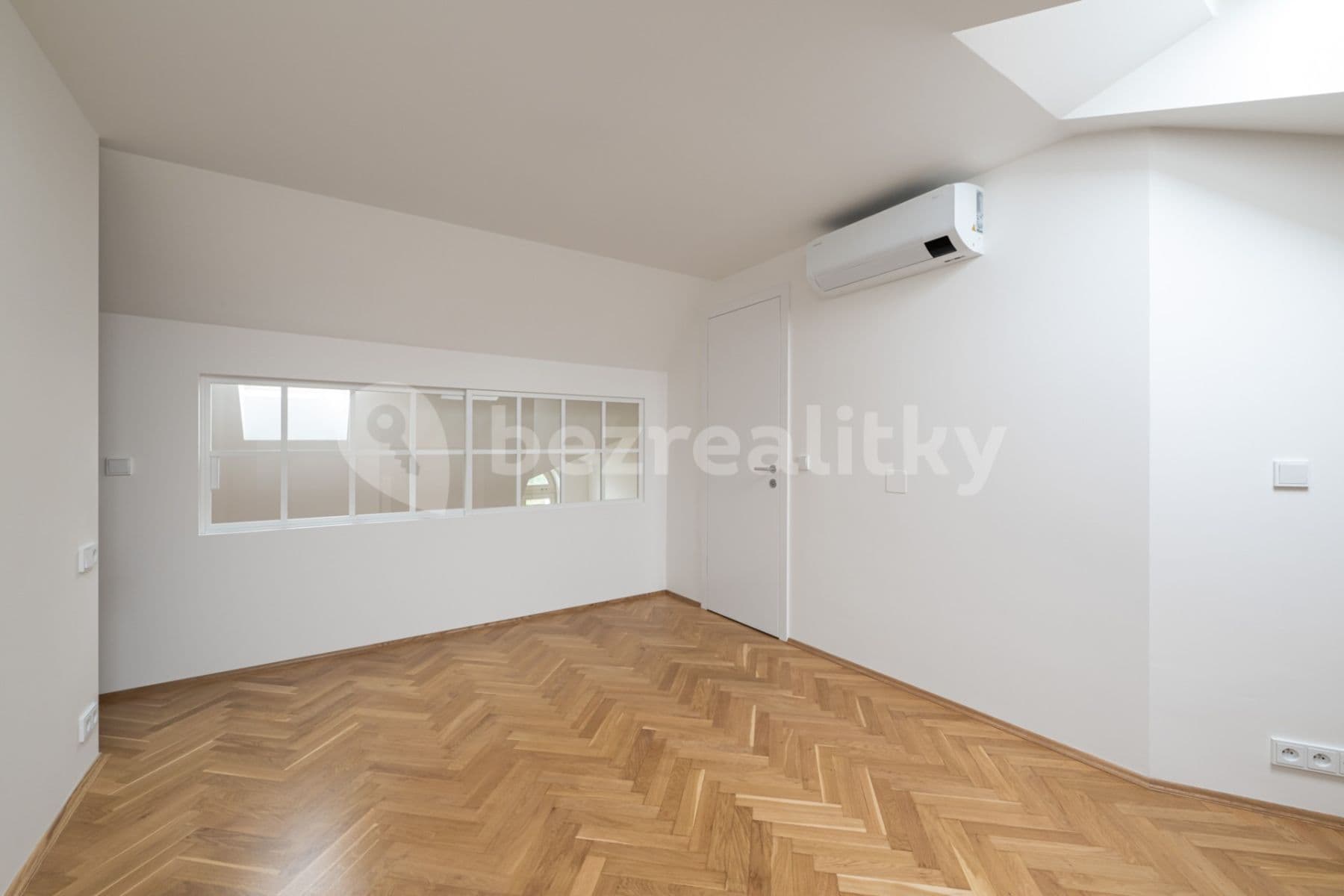 Prodej bytu 3+kk 109 m², Pod Karlovem, Praha, Praha Prodej bytu 3+kk 109 m², Pod Karlovem, Praha, Praha