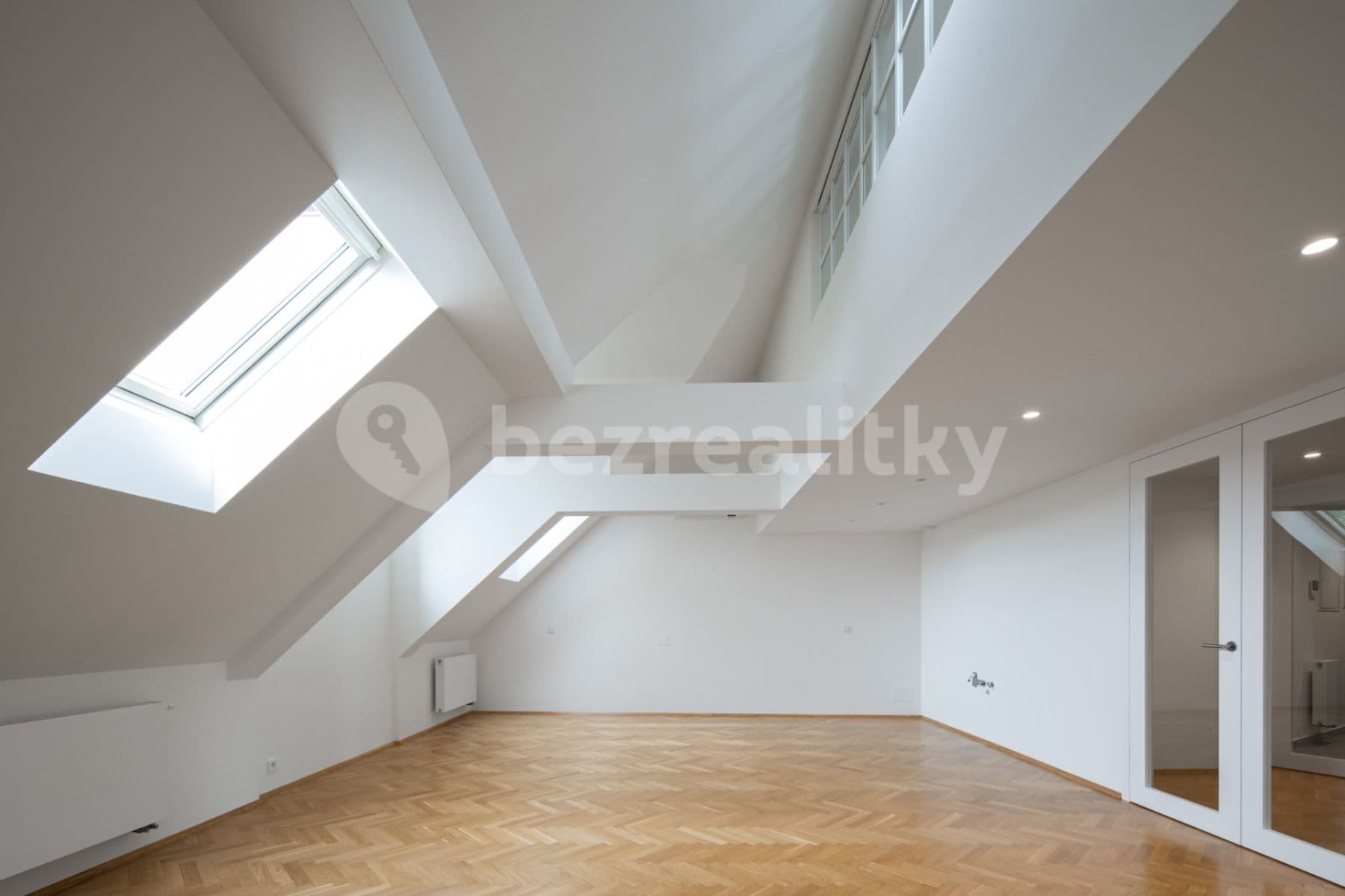 Prodej bytu 3+kk 109 m², Pod Karlovem, Praha, Praha Prodej bytu 3+kk 109 m², Pod Karlovem, Praha, Praha