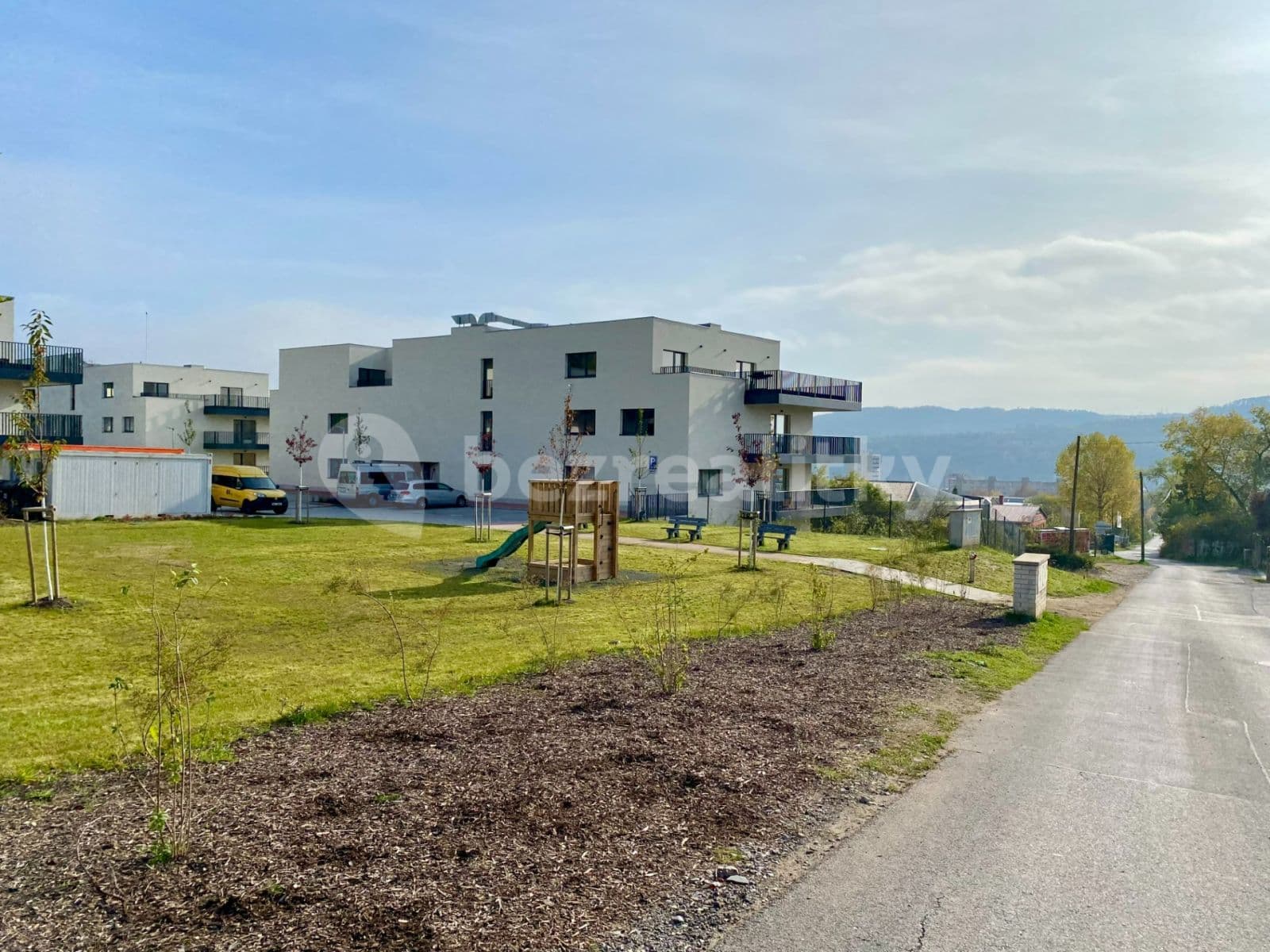 Pronájem bytu 1+kk 30 m², U Židovského hřbitova, Beroun, Středočeský kraj Pronájem bytu 1+kk 30 m², U Židovského hřbitova, Beroun, Středočeský kraj