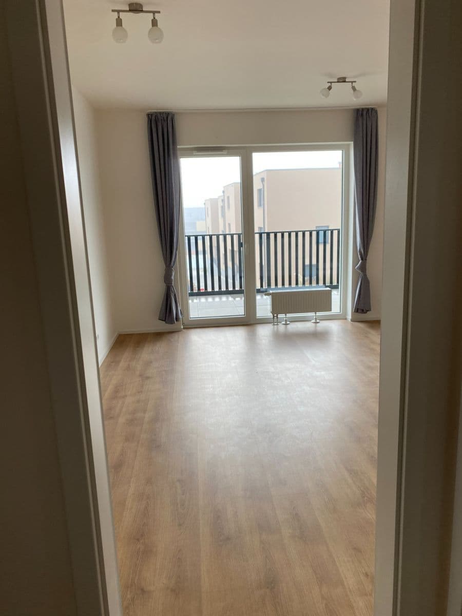 Pronájem bytu 1+kk 30 m², U Židovského hřbitova, Beroun, Středočeský kraj Pronájem bytu 1+kk 30 m², U Židovského hřbitova, Beroun, Středočeský kraj