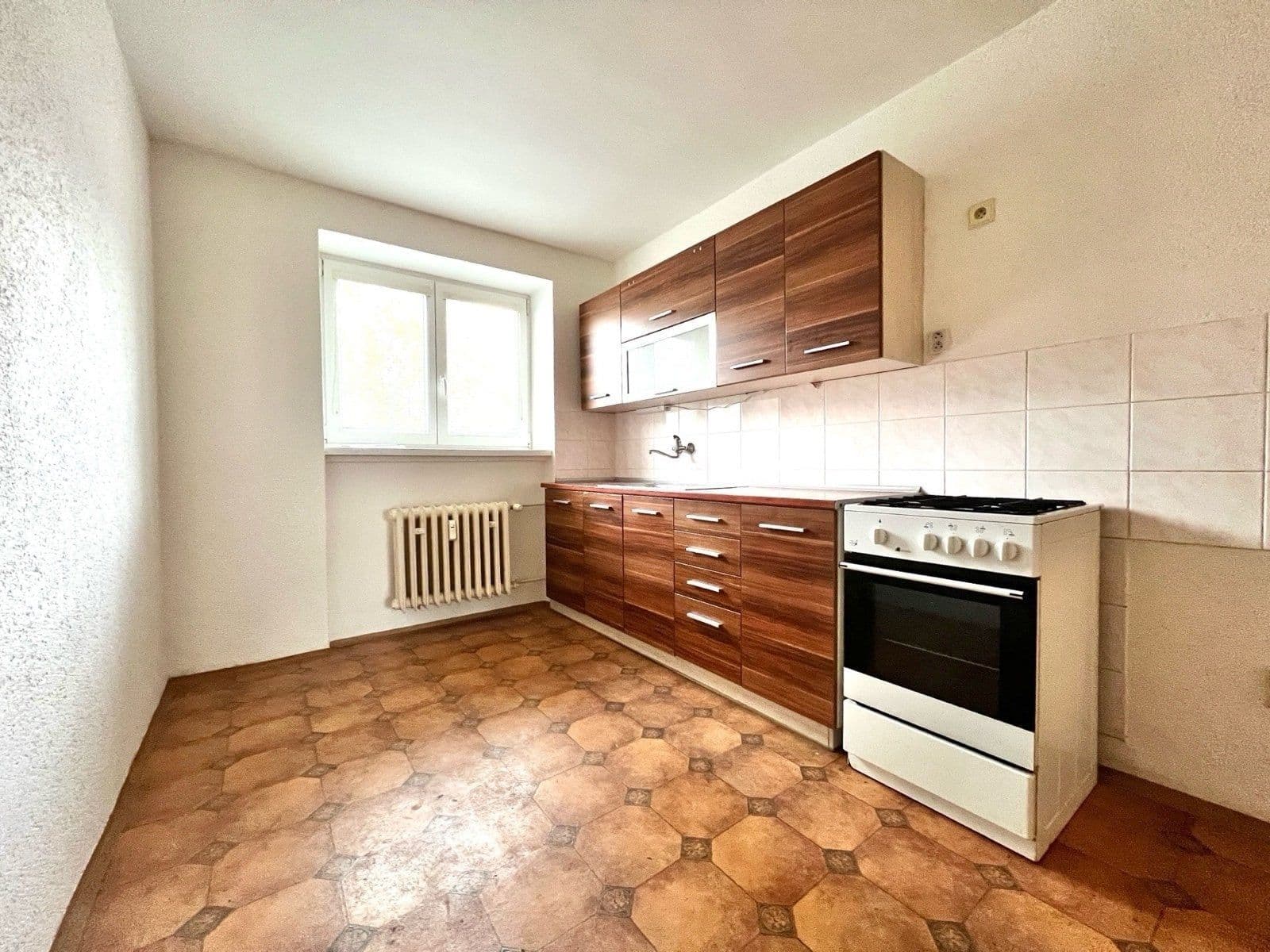 Pronájem bytu 2+1 63 m², Jana Nerudy, Hlučín, Moravskoslezský kraj Pronájem bytu 2+1 63 m², Jana Nerudy, Hlučín, Moravskoslezský kraj