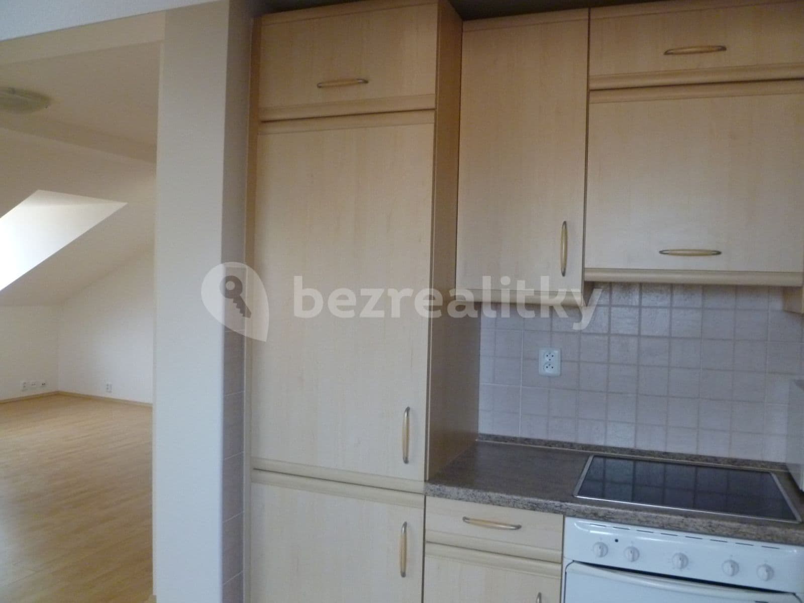 Pronájem bytu 2+kk 65 m², Rumunská, Praha, Praha Pronájem bytu 2+kk 65 m², Rumunská, Praha, Praha