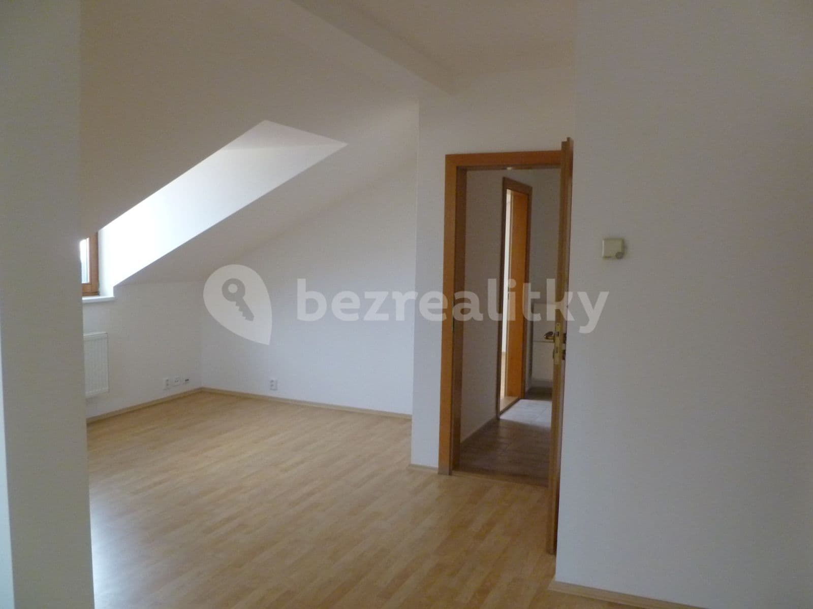 Pronájem bytu 2+kk 65 m², Rumunská, Praha, Praha Pronájem bytu 2+kk 65 m², Rumunská, Praha, Praha