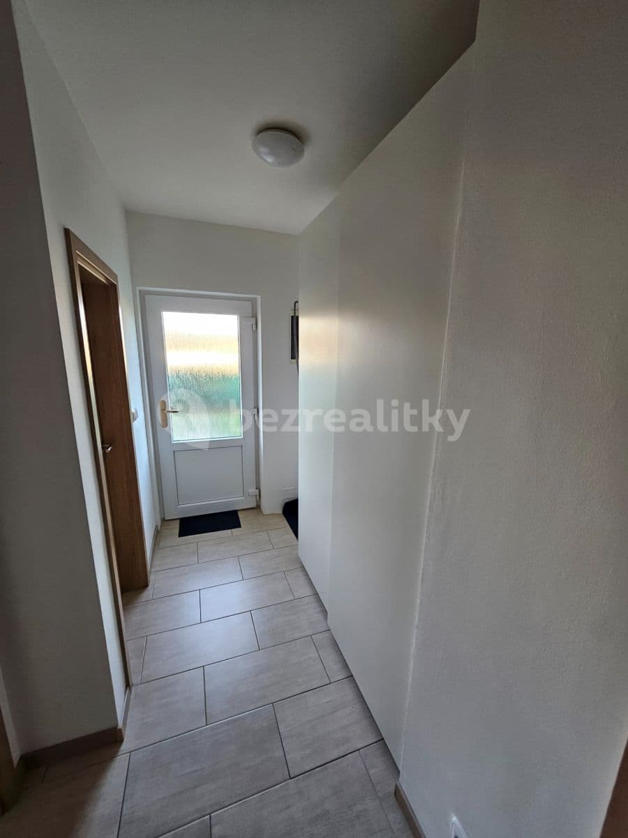 Pronájem domu 75 m², pozemek 200 m², Dlouhá, Herink, Středočeský kraj Pronájem domu 75 m², pozemek 200 m², Dlouhá, Herink, Středočeský kraj