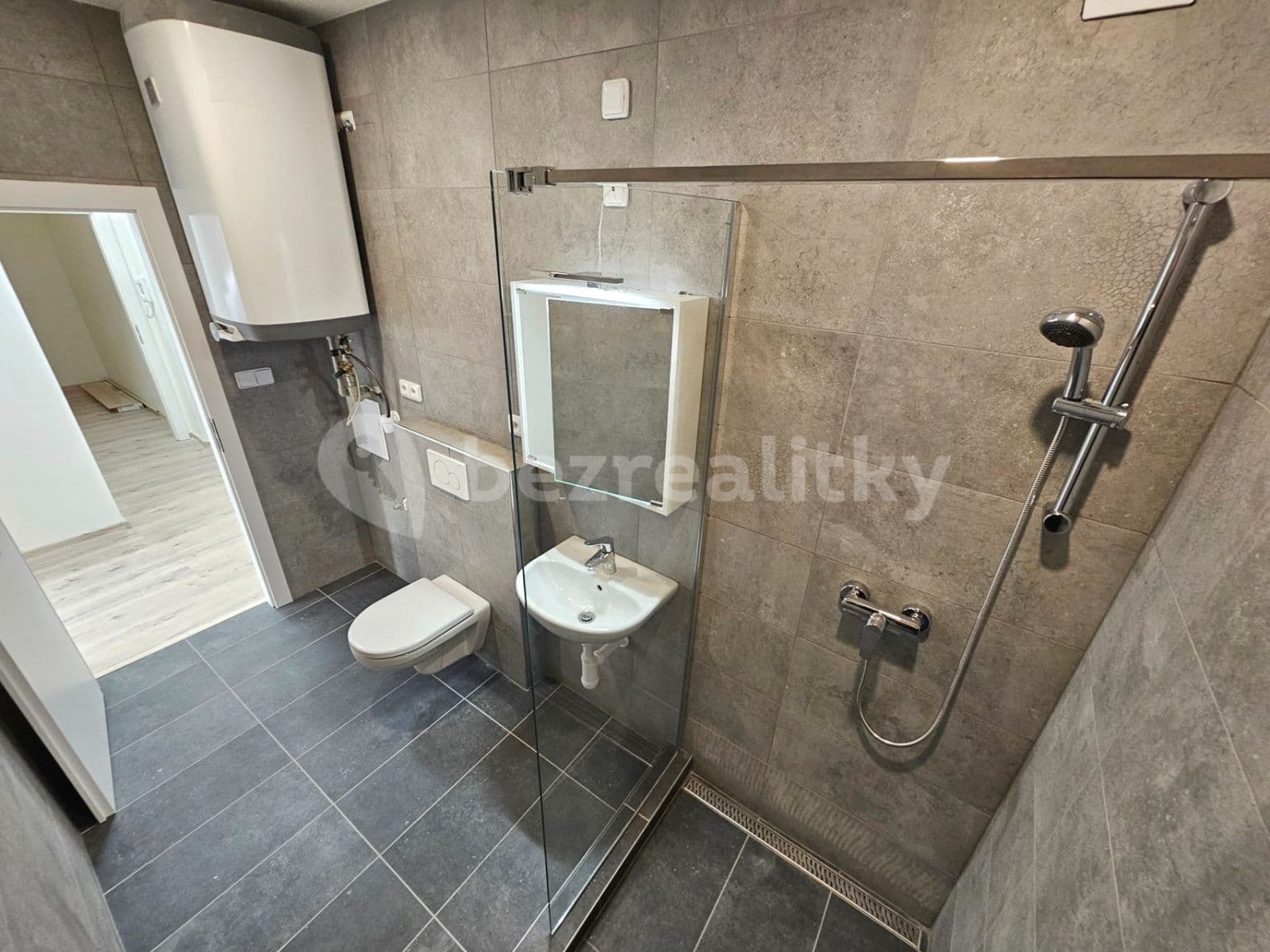 Pronájem bytu 2+1 51 m², Pellicova, Brno, Jihomoravský kraj Pronájem bytu 2+1 51 m², Pellicova, Brno, Jihomoravský kraj