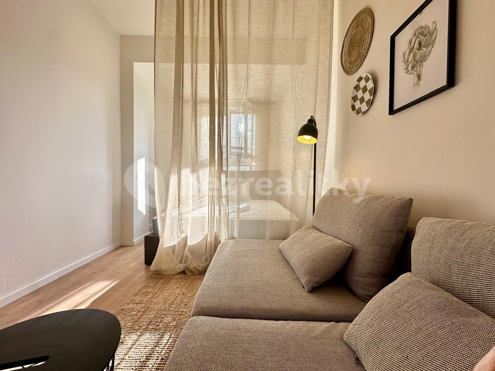 Pronájem bytu 1+1 38 m², Otvovice, Středočeský kraj Pronájem bytu 1+1 38 m², Otvovice, Středočeský kraj