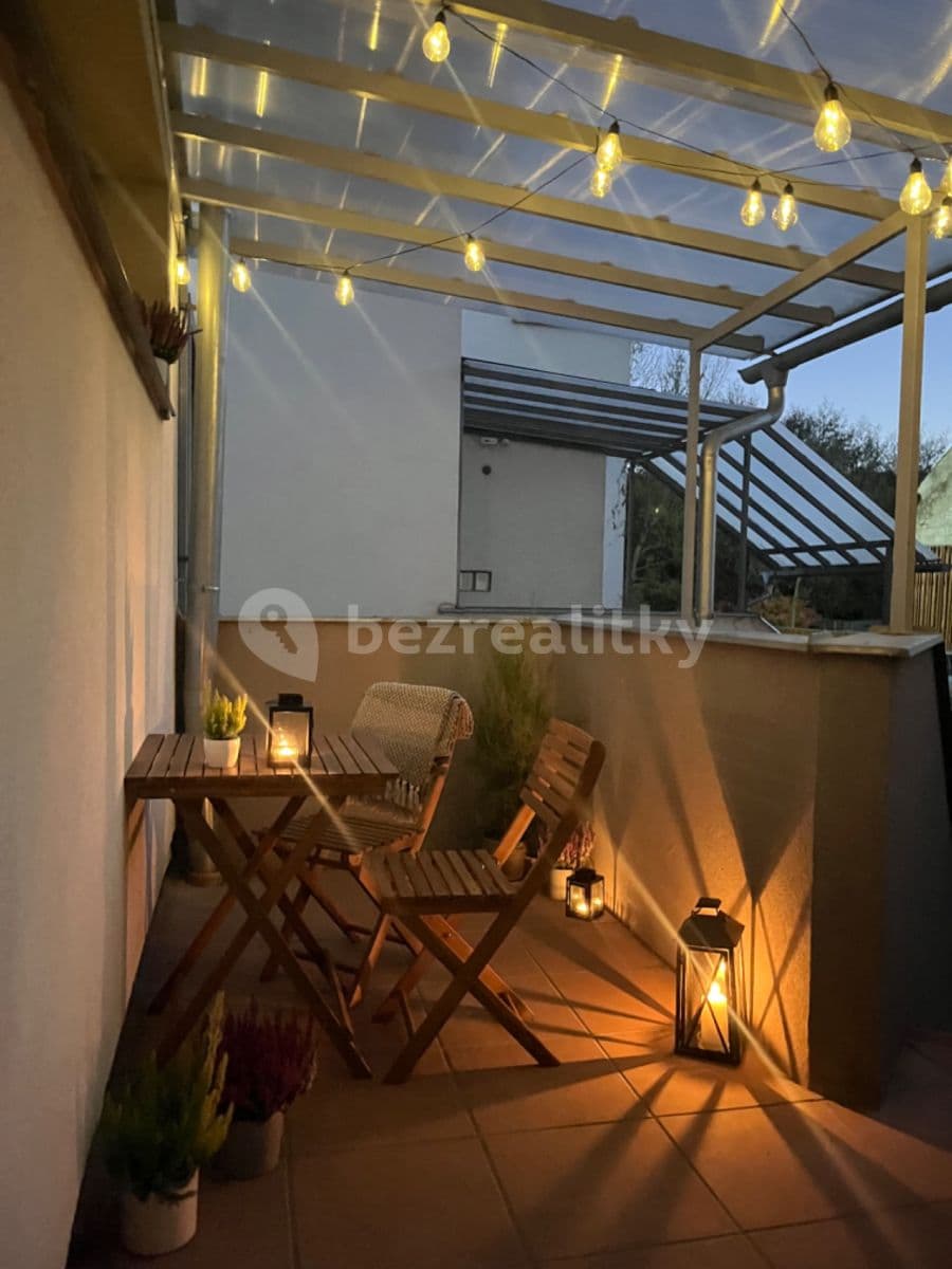 Pronájem bytu 1+1 38 m², Otvovice, Středočeský kraj Pronájem bytu 1+1 38 m², Otvovice, Středočeský kraj