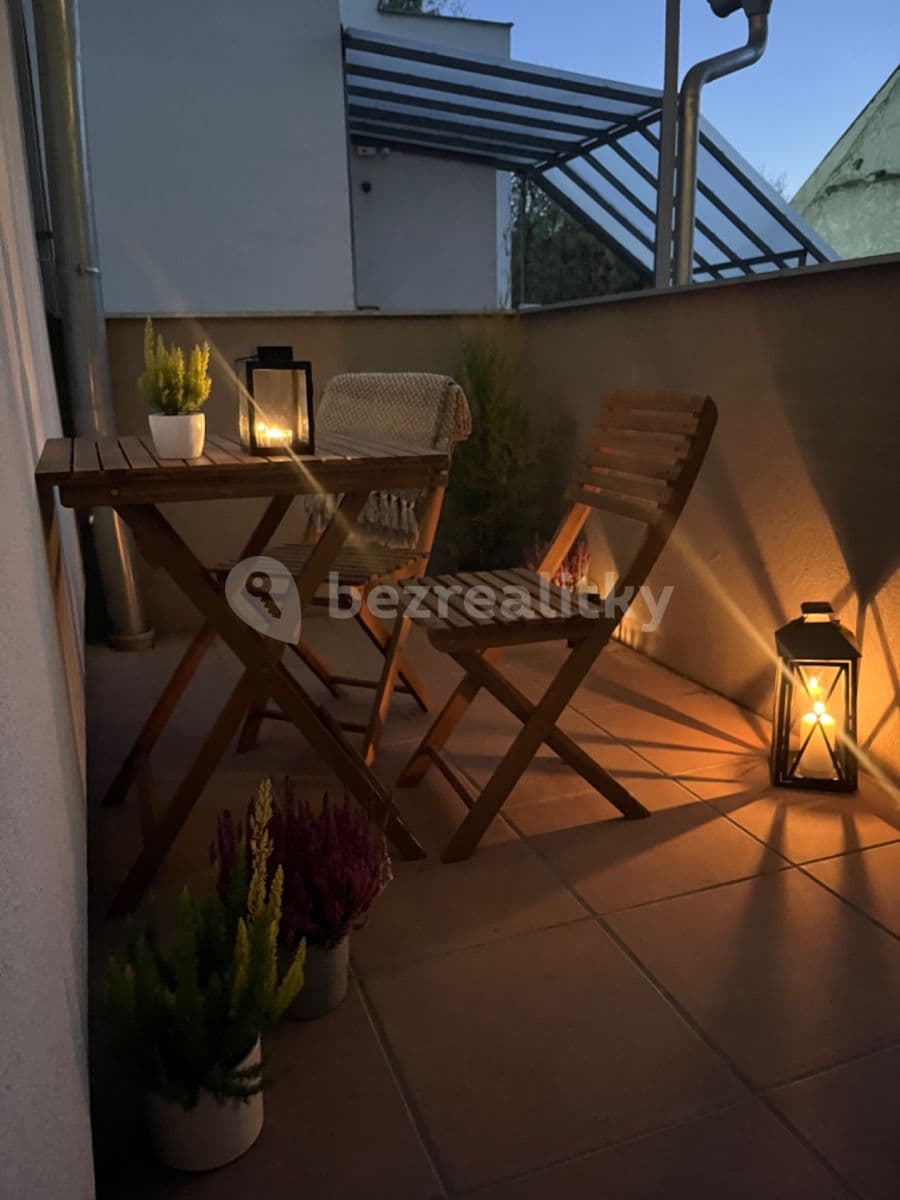 Pronájem bytu 1+1 38 m², Otvovice, Středočeský kraj Pronájem bytu 1+1 38 m², Otvovice, Středočeský kraj