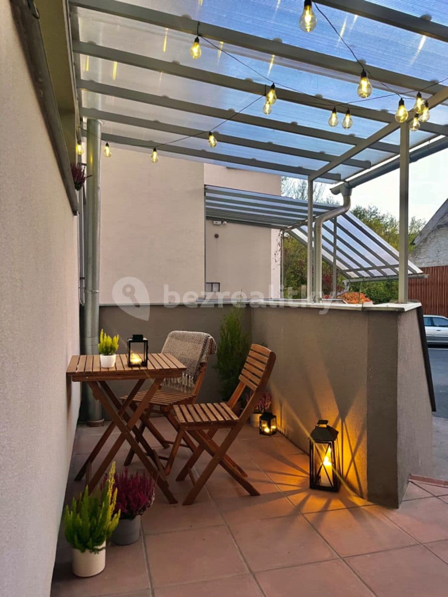 Pronájem bytu 1+1 38 m², Otvovice, Středočeský kraj Pronájem bytu 1+1 38 m², Otvovice, Středočeský kraj