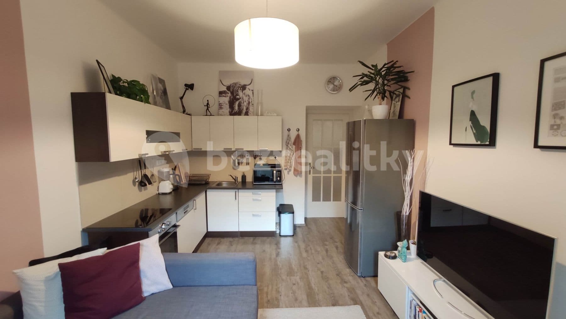 Pronájem bytu 2+kk 50 m², Jeseniova, Praha, Praha Pronájem bytu 2+kk 50 m², Jeseniova, Praha, Praha
