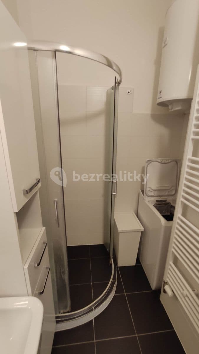 Pronájem bytu 2+kk 50 m², Jeseniova, Praha, Praha Pronájem bytu 2+kk 50 m², Jeseniova, Praha, Praha