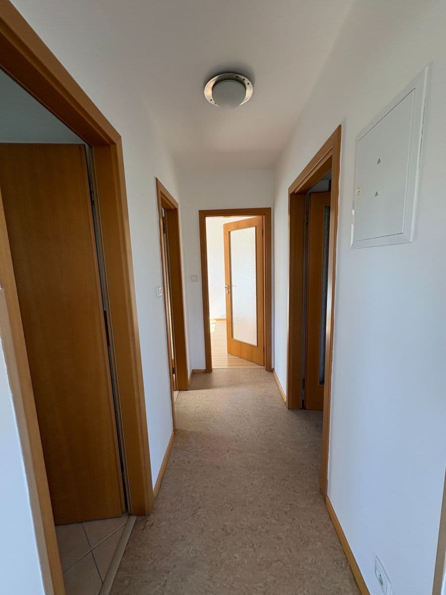 Pronájem bytu 3+kk 47 m², Zájezdní, Mukařov, Středočeský kraj Pronájem bytu 3+kk 47 m², Zájezdní, Mukařov, Středočeský kraj