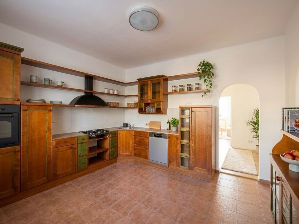 Pronájem bytu 3+1 98 m², Budějovická, Praha, Praha Pronájem bytu 3+1 98 m², Budějovická, Praha, Praha