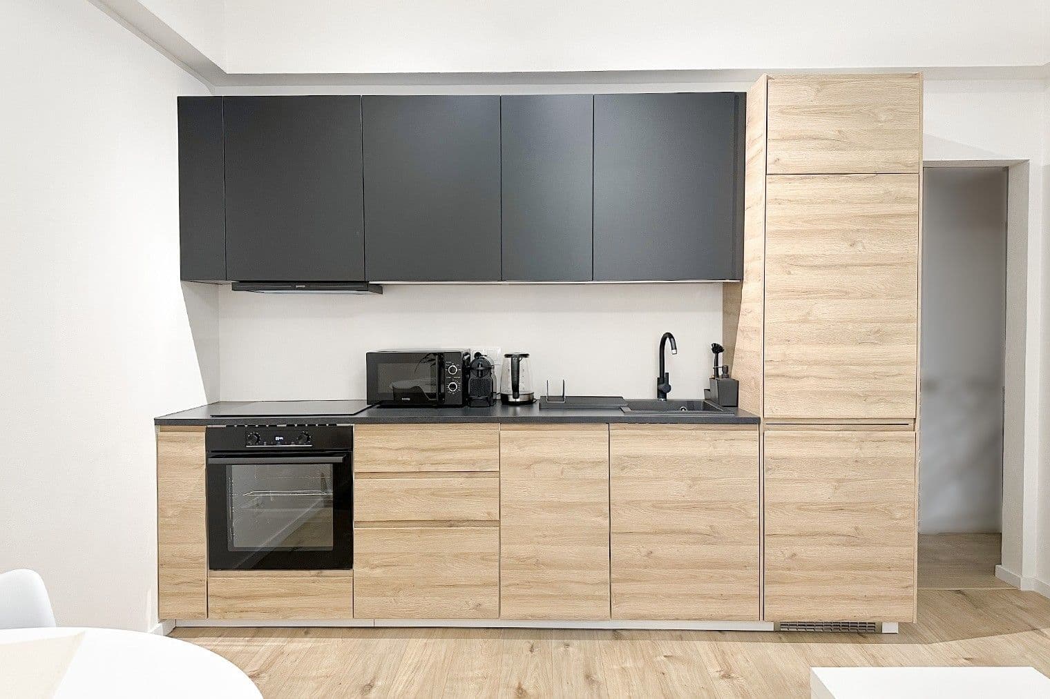 Pronájem bytu 2+kk 43 m², Biskupcova, Praha, Praha Pronájem bytu 2+kk 43 m², Biskupcova, Praha, Praha