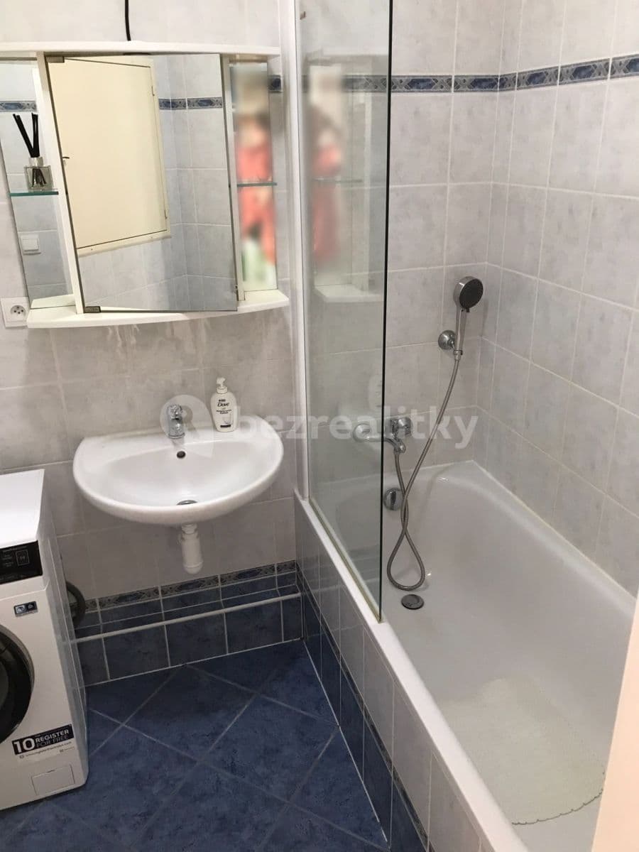 Pronájem bytu 1+kk 36 m², Bělohorská, Brno, Jihomoravský kraj Pronájem bytu 1+kk 36 m², Bělohorská, Brno, Jihomoravský kraj