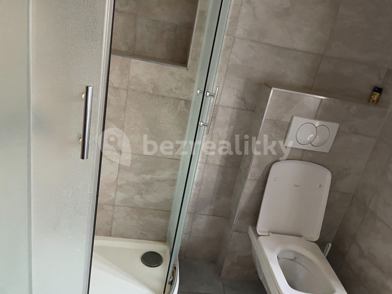 Pronájem bytu 2+kk 50 m², Sušilovo náměstí, Rousínov, Jihomoravský kraj Pronájem bytu 2+kk 50 m², Sušilovo náměstí, Rousínov, Jihomoravský kraj