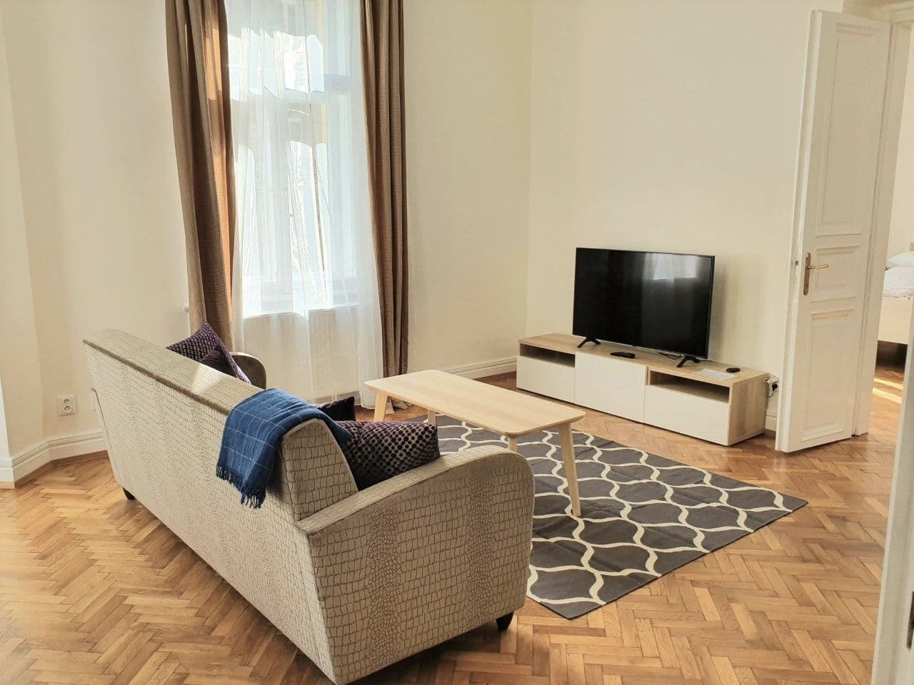 Pronájem bytu 110 m², Mánesova, Praha, Praha Pronájem bytu 110 m², Mánesova, Praha, Praha