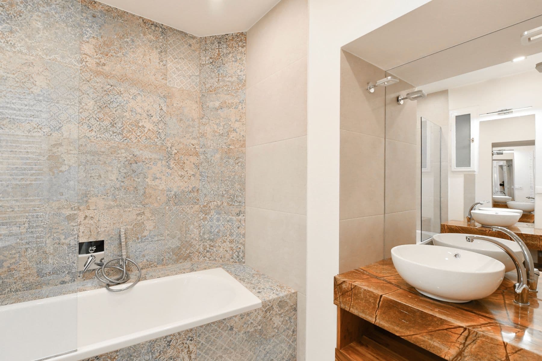 Pronájem bytu 110 m², Mánesova, Praha, Praha Pronájem bytu 110 m², Mánesova, Praha, Praha