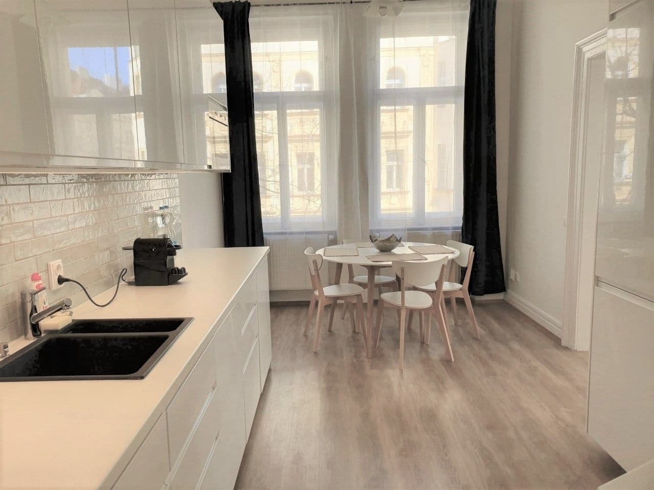 Pronájem bytu 110 m², Mánesova, Praha, Praha Pronájem bytu 110 m², Mánesova, Praha, Praha