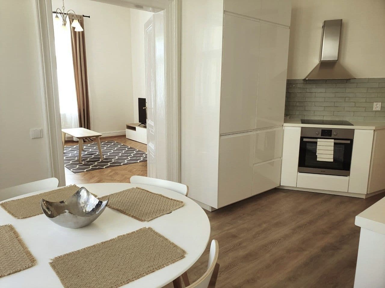 Pronájem bytu 110 m², Mánesova, Praha, Praha Pronájem bytu 110 m², Mánesova, Praha, Praha