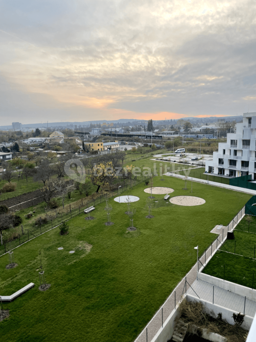 Pronájem bytu 1+1 47 m², Řepova, Brno, Jihomoravský kraj Pronájem bytu 1+1 47 m², Řepova, Brno, Jihomoravský kraj