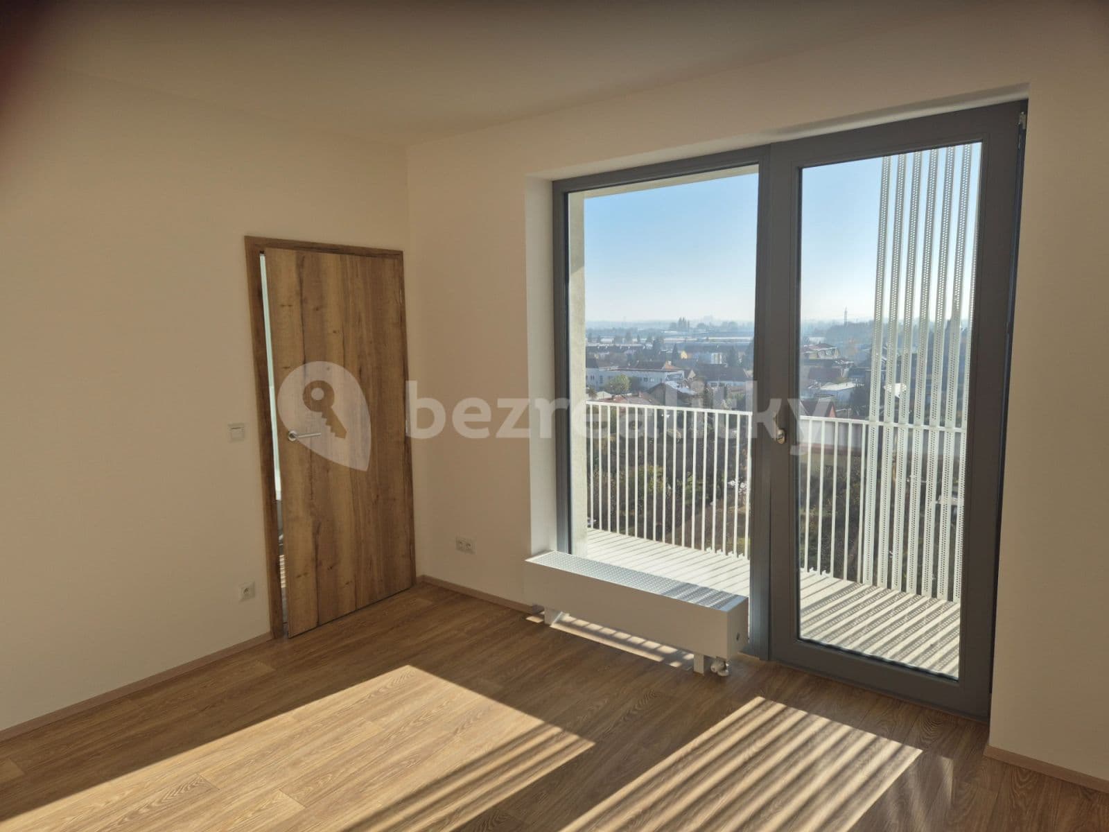 Pronájem bytu 2+kk 41 m², Řepova, Brno, Jihomoravský kraj Pronájem bytu 2+kk 41 m², Řepova, Brno, Jihomoravský kraj