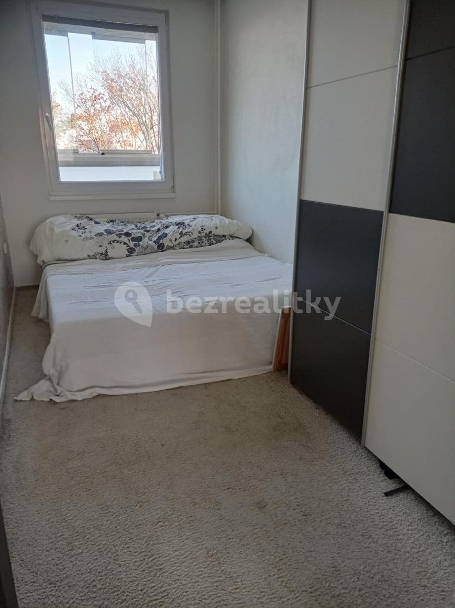 Pronájem bytu 3+kk 66 m², Smetanovo nábřeží, Hradec Králové, Královéhradecký kraj Pronájem bytu 3+kk 66 m², Smetanovo nábřeží, Hradec Králové, Královéhradecký kraj