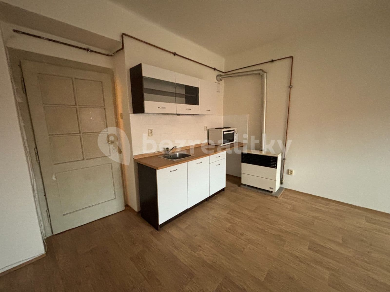 Pronájem bytu 1+kk 25 m², Za Poštou, Praha, Praha Pronájem bytu 1+kk 25 m², Za Poštou, Praha, Praha