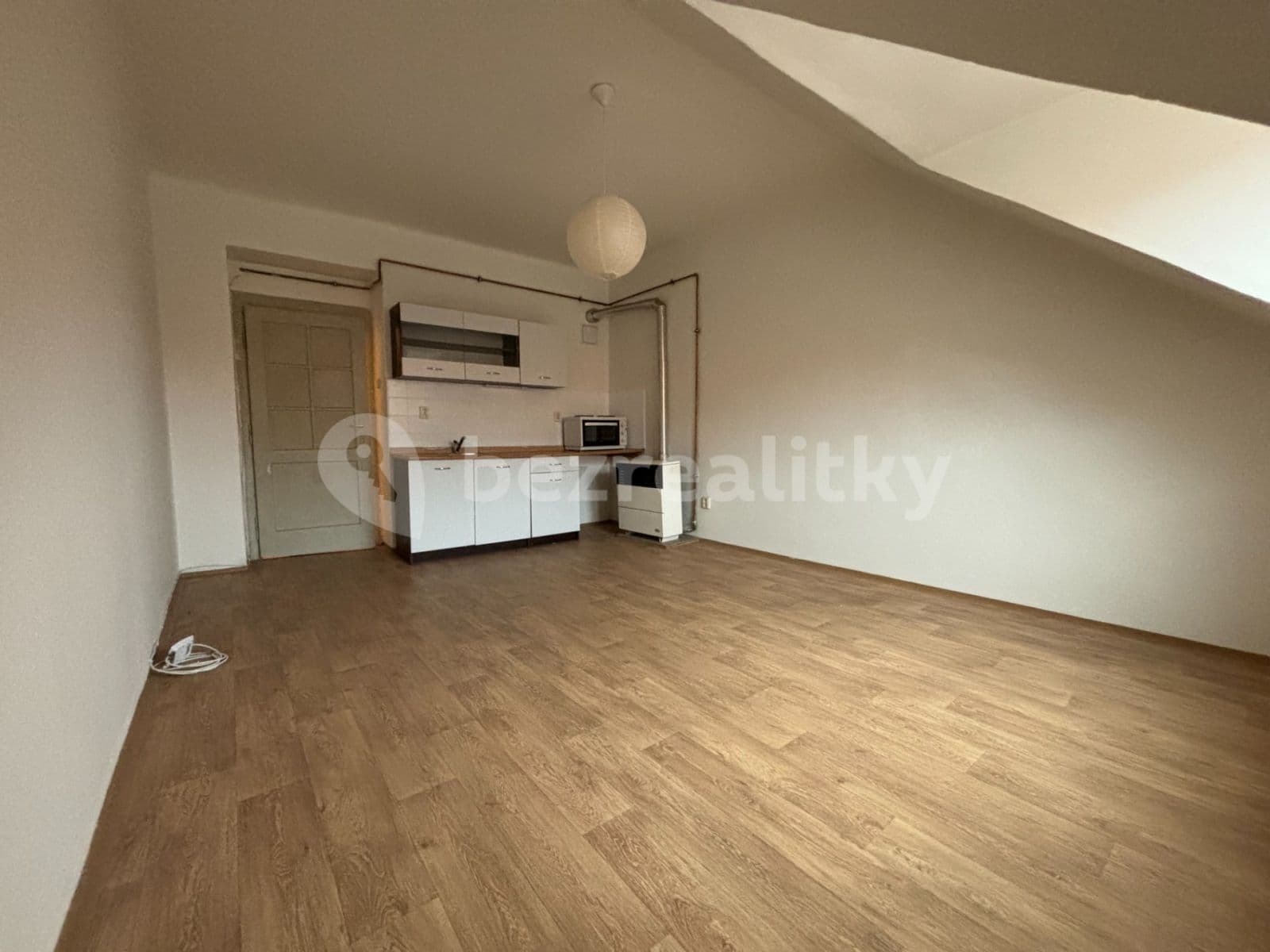 Pronájem bytu 1+kk 25 m², Za Poštou, Praha, Praha Pronájem bytu 1+kk 25 m², Za Poštou, Praha, Praha