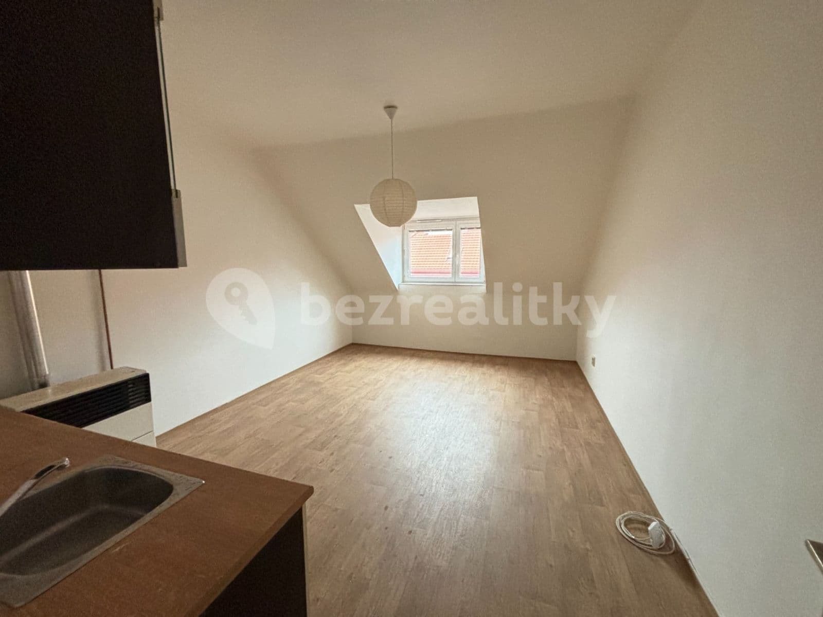 Pronájem bytu 1+kk 25 m², Za Poštou, Praha, Praha Pronájem bytu 1+kk 25 m², Za Poštou, Praha, Praha