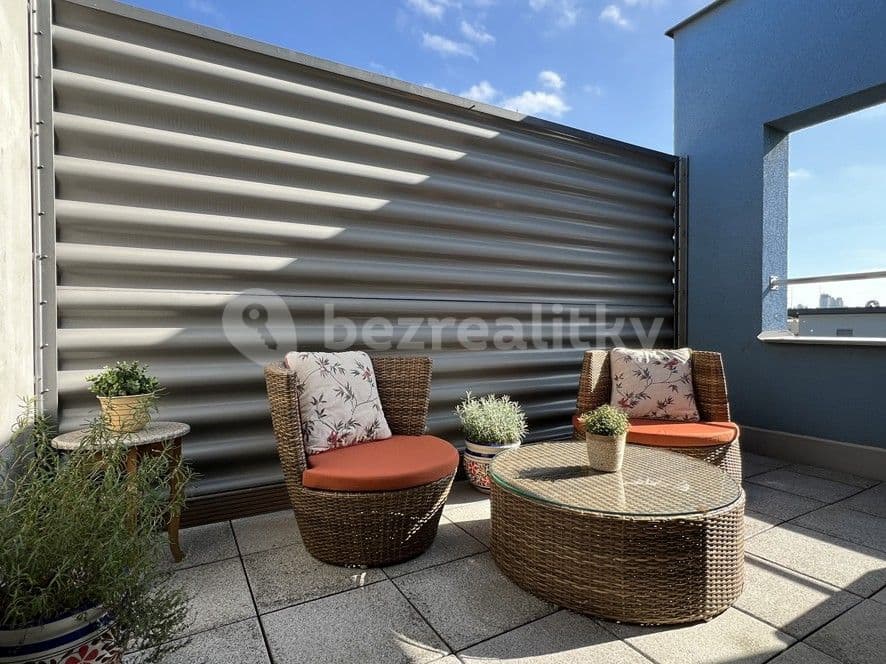 Pronájem bytu 2+kk 86 m², Přeštická, Praha, Praha Pronájem bytu 2+kk 86 m², Přeštická, Praha, Praha