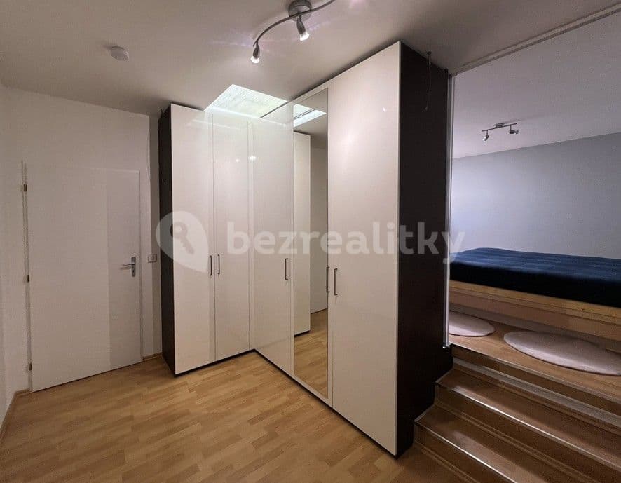 Pronájem bytu 2+kk 86 m², Přeštická, Praha, Praha Pronájem bytu 2+kk 86 m², Přeštická, Praha, Praha