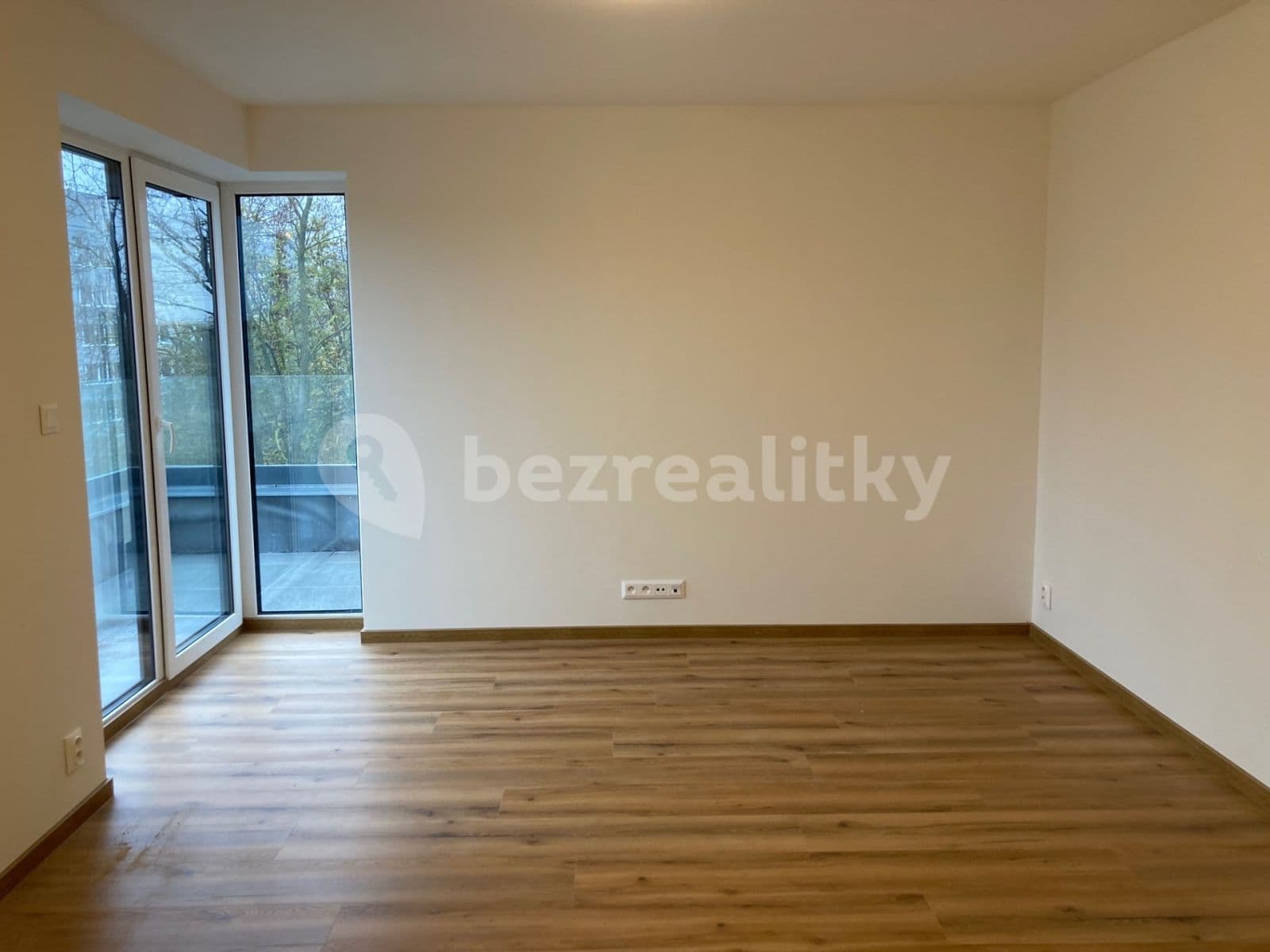 Pronájem bytu 1+kk 42 m², Čimická, Praha, Praha Pronájem bytu 1+kk 42 m², Čimická, Praha, Praha