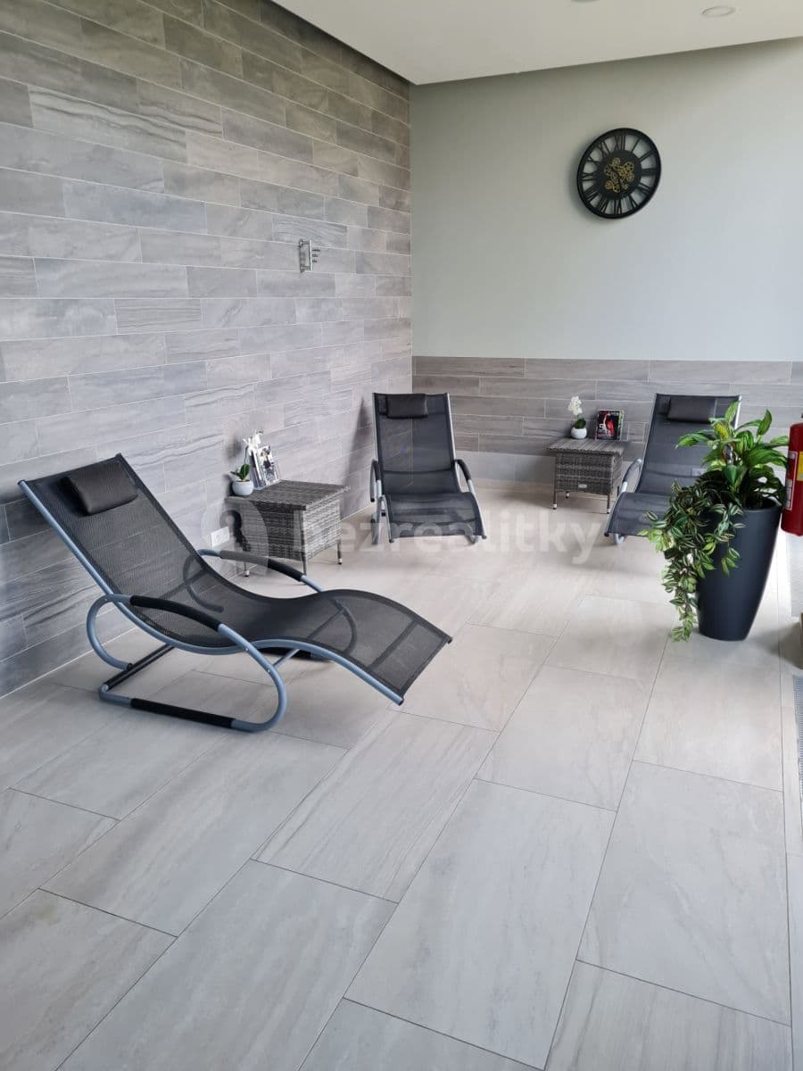 Pronájem bytu 2+1 42 m², Mukařovského, Praha, Praha Pronájem bytu 2+1 42 m², Mukařovského, Praha, Praha