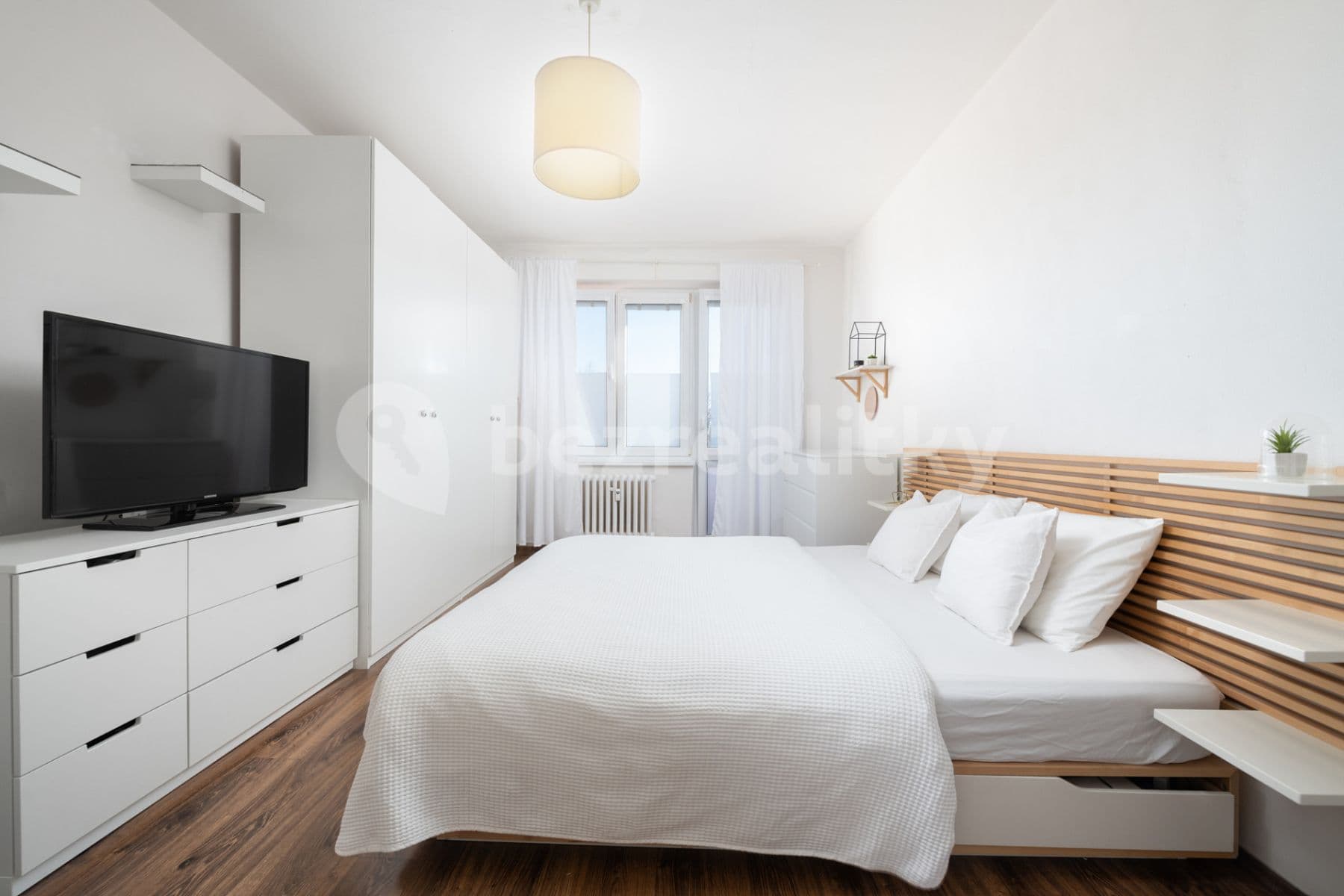 Pronájem bytu 2+1 54 m², Nové sady, Brno, Jihomoravský kraj Pronájem bytu 2+1 54 m², Nové sady, Brno, Jihomoravský kraj