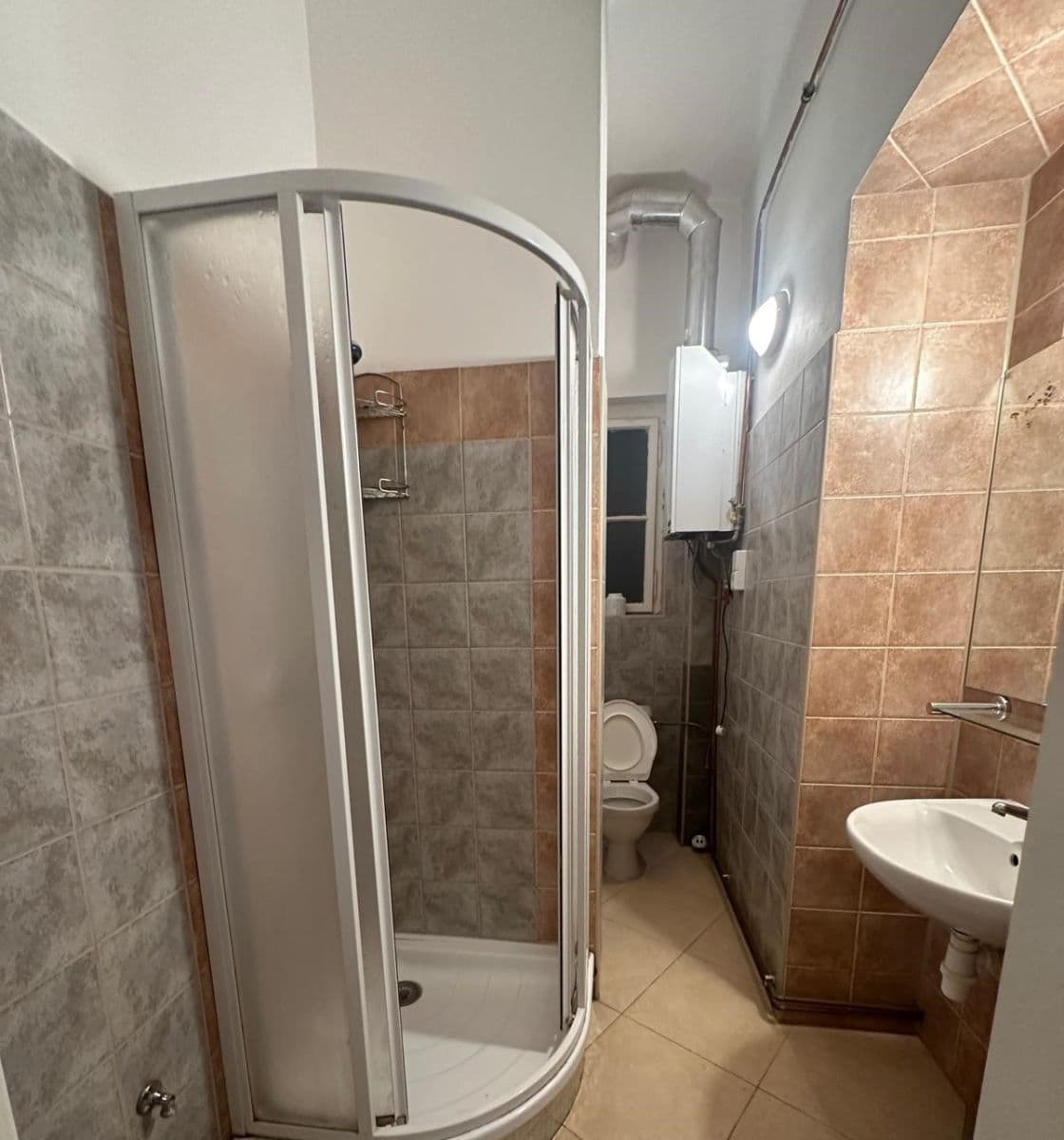 Pronájem bytu 1+1 40 m², Hartigova, Praha, Praha Pronájem bytu 1+1 40 m², Hartigova, Praha, Praha