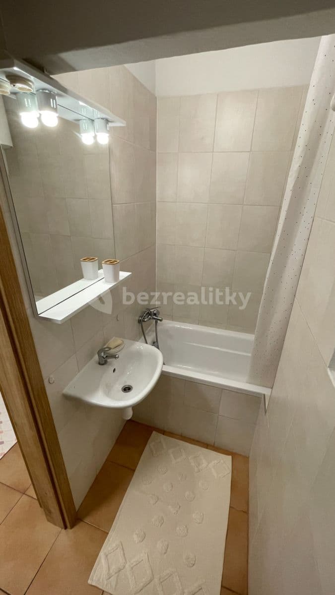 Pronájem bytu 2+kk 63 m², Mlékárenská, Praha, Praha Pronájem bytu 2+kk 63 m², Mlékárenská, Praha, Praha