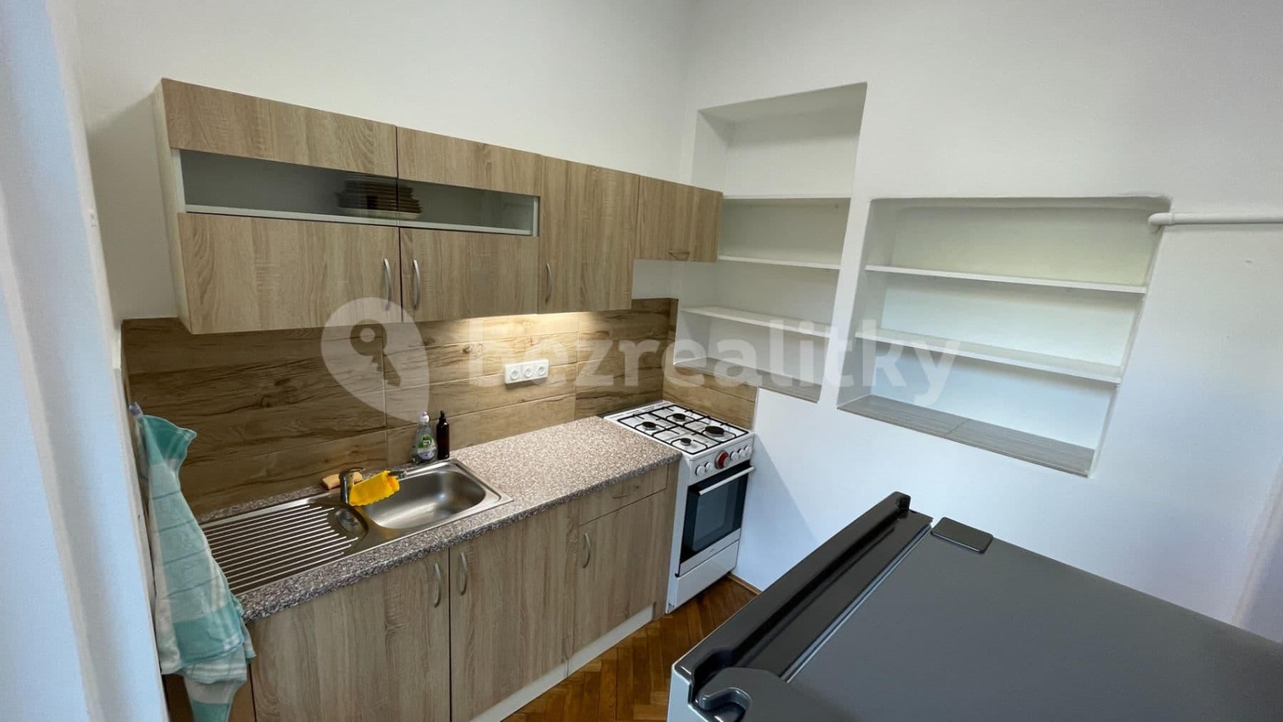 Pronájem bytu 2+kk 63 m², Mlékárenská, Praha, Praha Pronájem bytu 2+kk 63 m², Mlékárenská, Praha, Praha