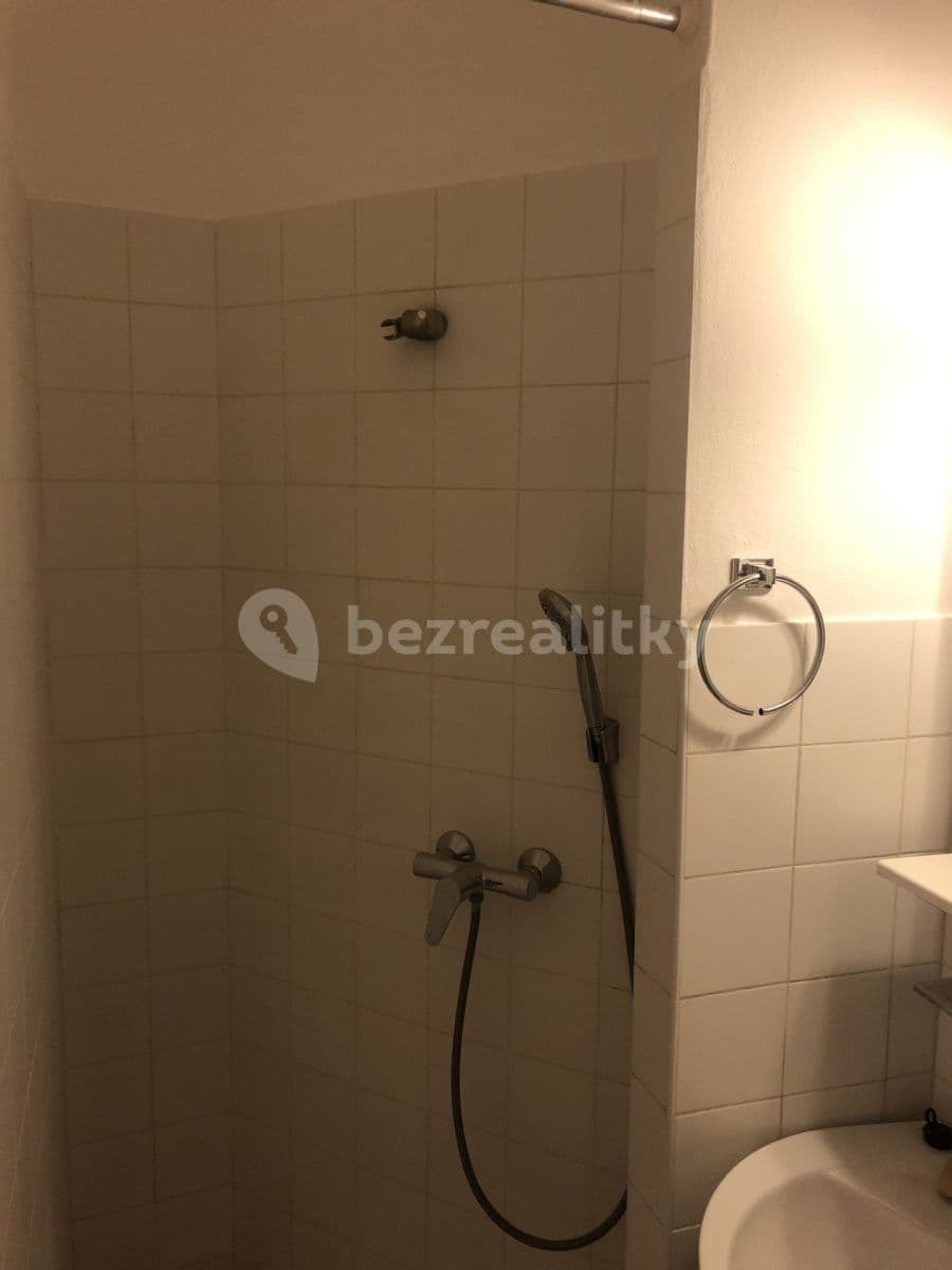 Pronájem bytu 2+kk 38 m², Žitomírská, Praha, Praha Pronájem bytu 2+kk 38 m², Žitomírská, Praha, Praha