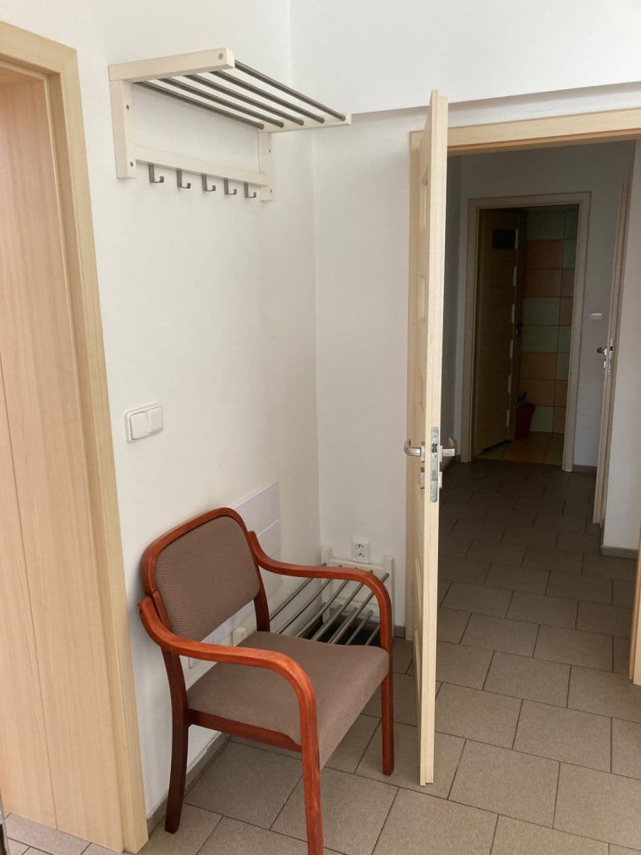 Pronájem bytu 2+1 70 m², Bílkova, Poděbrady, Středočeský kraj Pronájem bytu 2+1 70 m², Bílkova, Poděbrady, Středočeský kraj