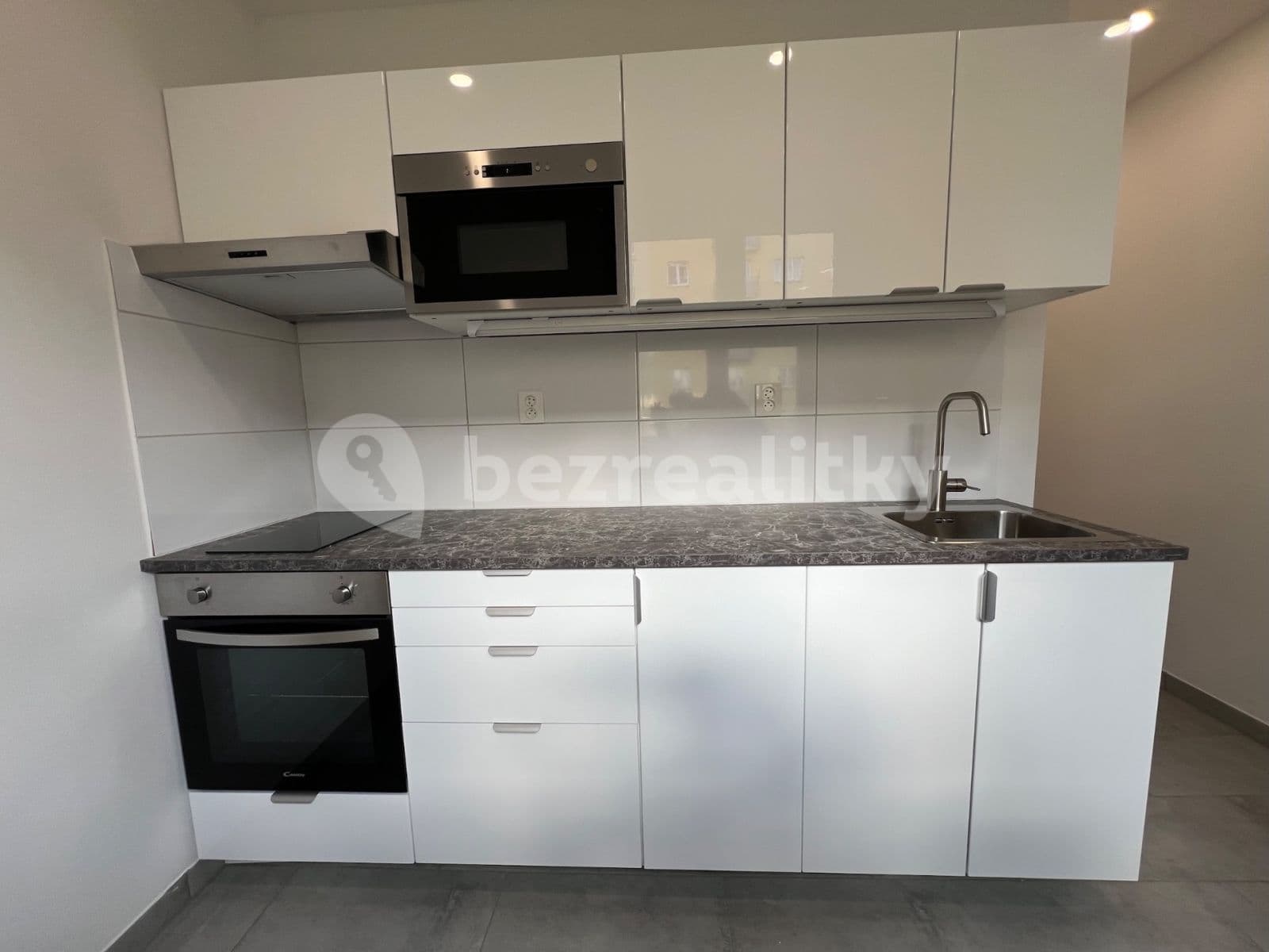 Pronájem bytu 2+1 49 m², Struhlovsko, Hranice, Olomoucký kraj Pronájem bytu 2+1 49 m², Struhlovsko, Hranice, Olomoucký kraj