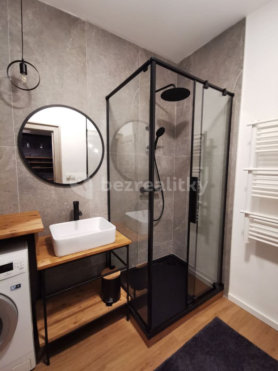 Pronájem bytu 3+kk 73 m², Husova, Čáslav, Středočeský kraj Pronájem bytu 3+kk 73 m², Husova, Čáslav, Středočeský kraj